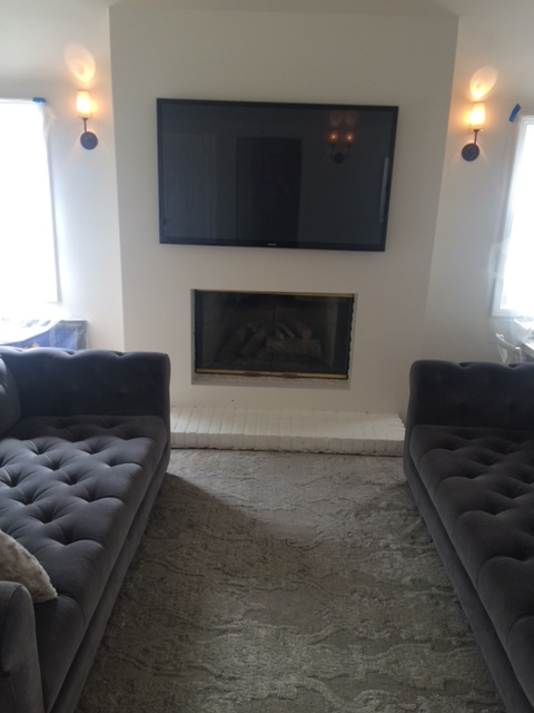 Interior remodel of a house that included demolition, carpet, tiles, flooring, painting and general handyman work.