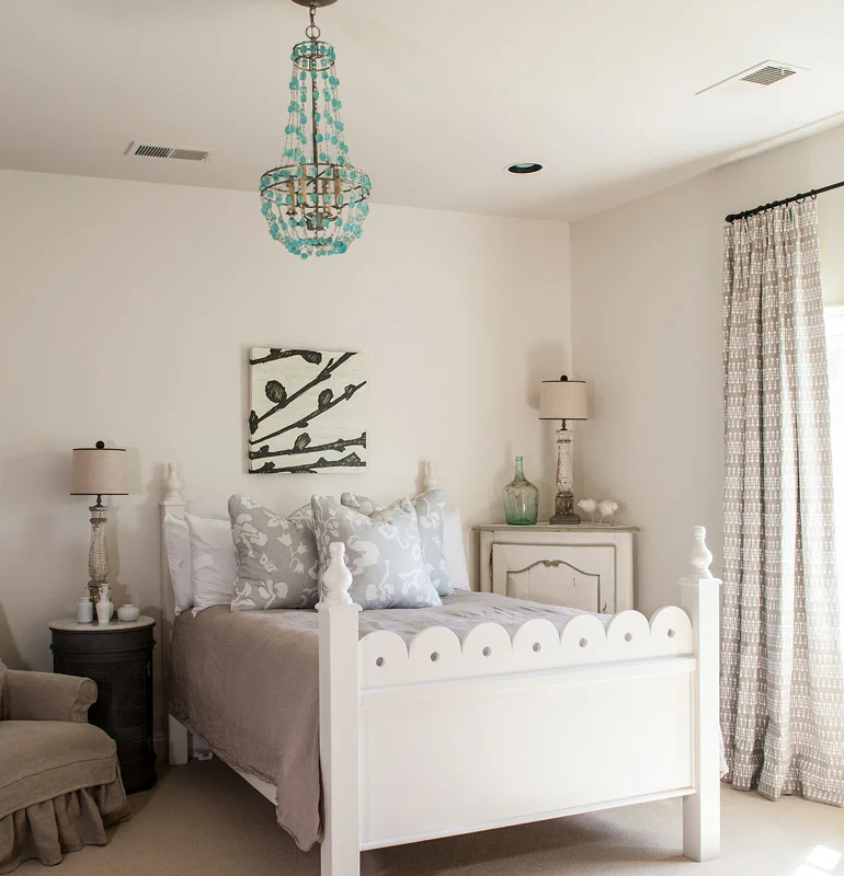 ©JulieWageRoss-Lee-Pruitt-Interior-Design-Bedroom-17.jpg