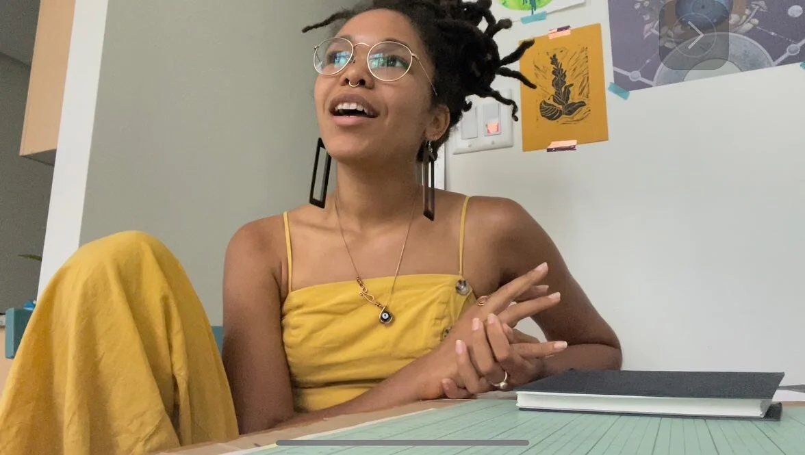 Han visto my recent video? In it I make some journals and do some other artsy things 😝🌞✌🏽link is in my bio