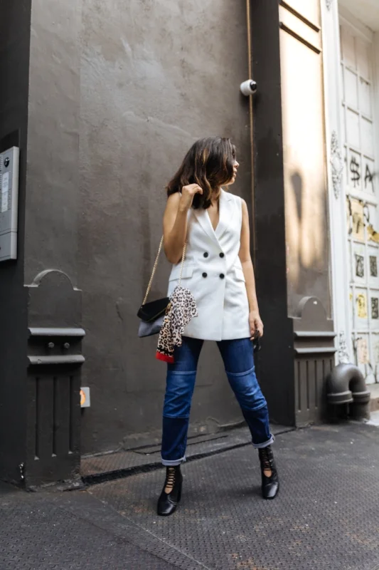 TRVL PORTER: Joes Jeans ACCENTED: White Vest + Purse + Neckerchief + Boots
