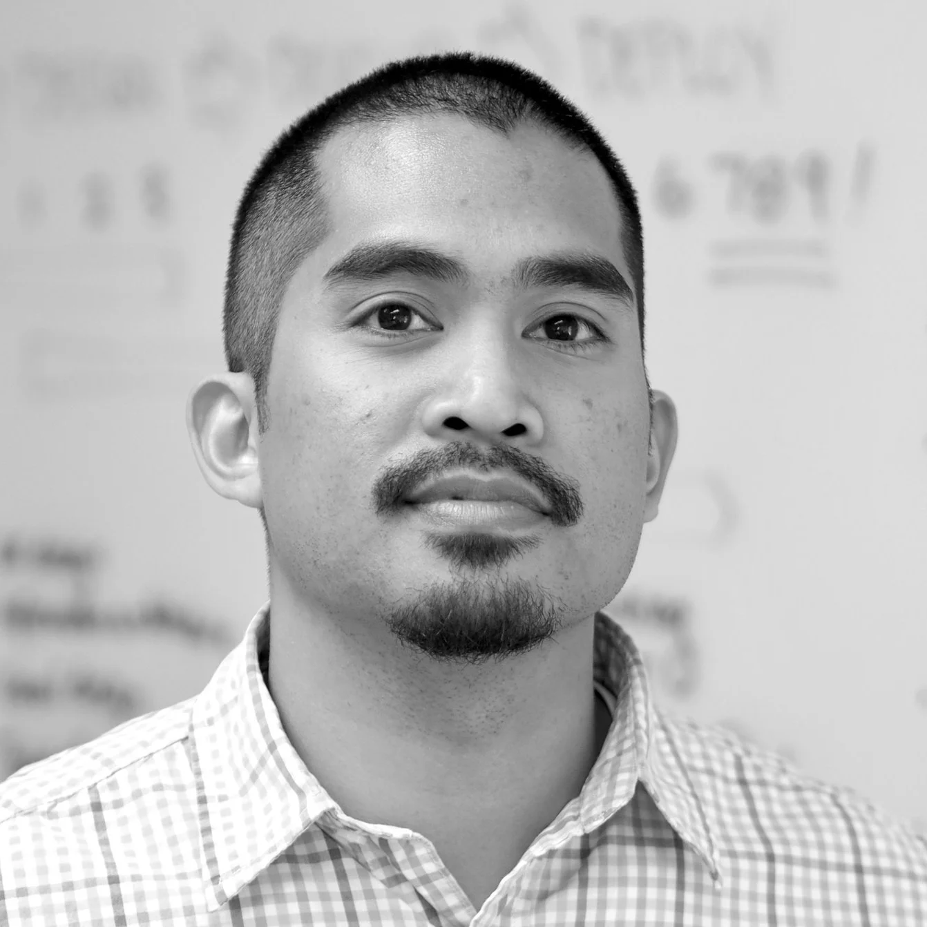 Paul Tomanpos, Jr. UX & VISUAL DESIGNER Paul holds a BA in Industrial Arts with an emphasis on Product Design and graduated with distinction from San Francisco State University. In 2005 Paul joined Dayspring, becoming a visual designer, and then subsequently a UX designer. Since then he has been employing his grounded aesthetic sensibilities – shaped during his training in product design – and innately curious mind to create wonderfully useful designs.