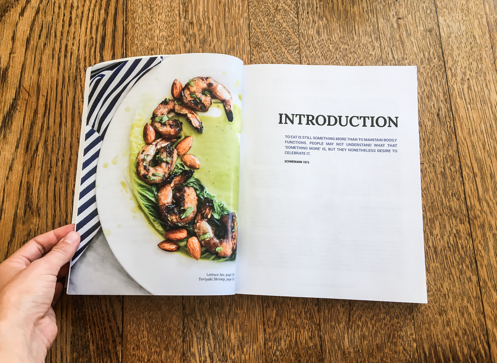  The book needed a visual element to create a personal touch in the photographs. The blue and white apron was the perfect texture to fill this design necessity. 