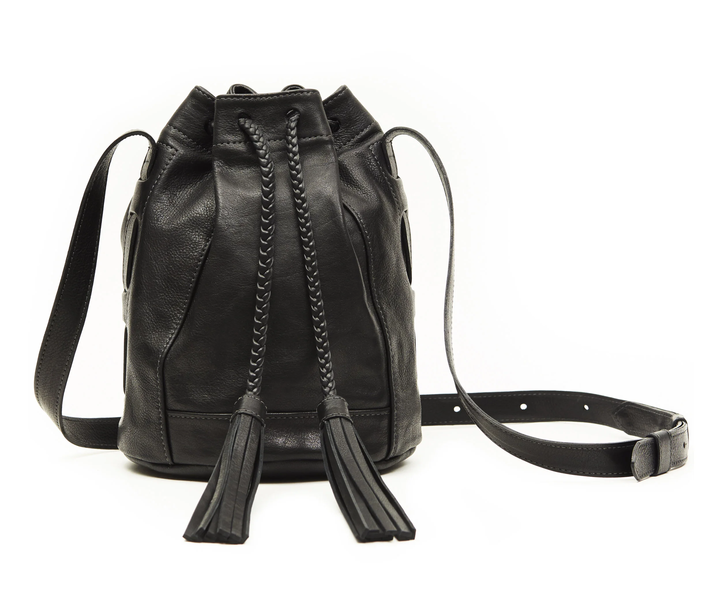BUCKET BAG.jpg