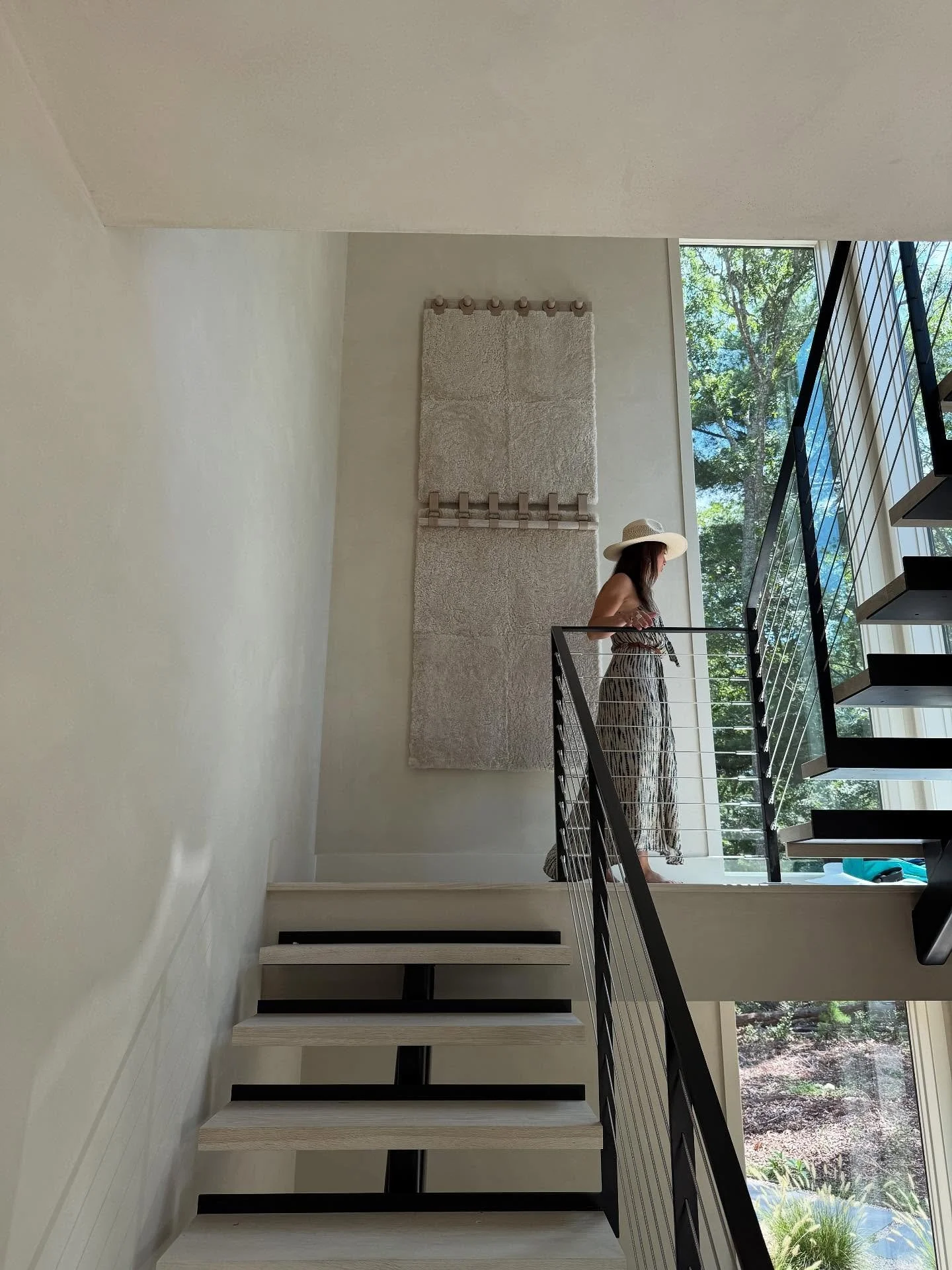 As the artists, it’s always magical to build these pieces, but what really transcends is when we get to see them as an intended vision fully harmonized with the energy of the home. Interior spaces are sacred places of peace and beauty and @siss