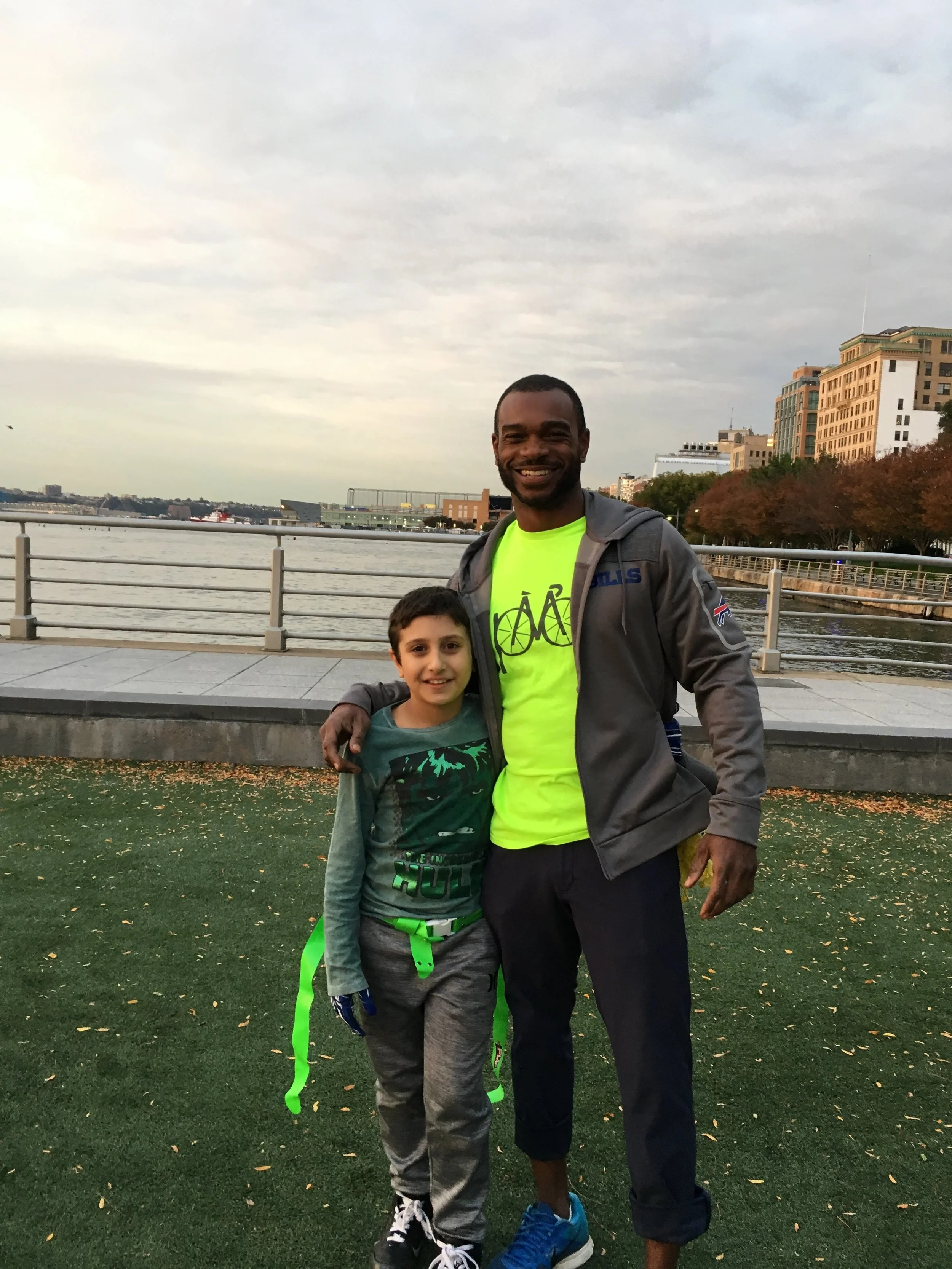 dylan jet - bills.JPG