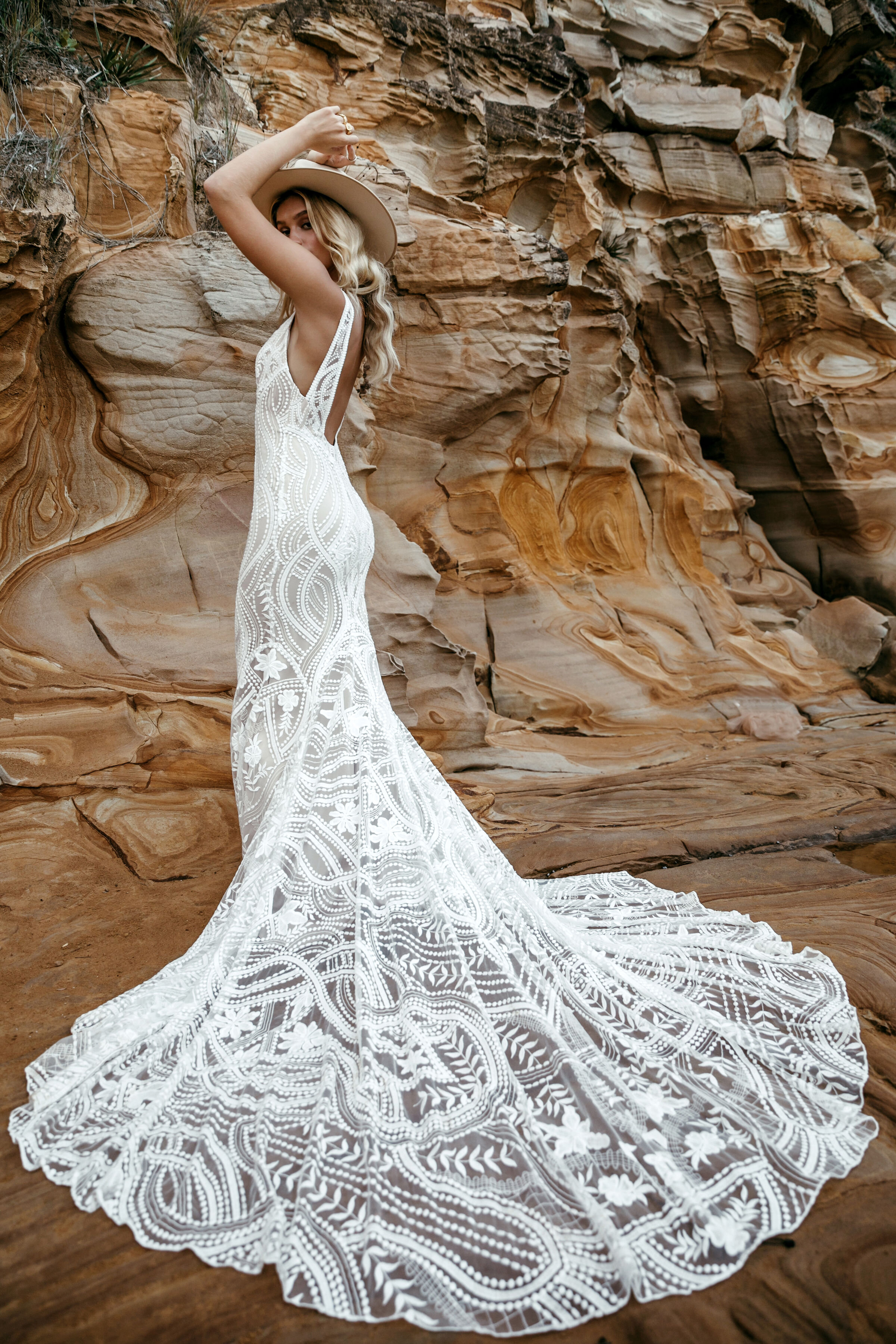 Charlie brown wedding dress photos - Weddingsavor.com Charlie brown wedding dress photos - Weddingsavor.com