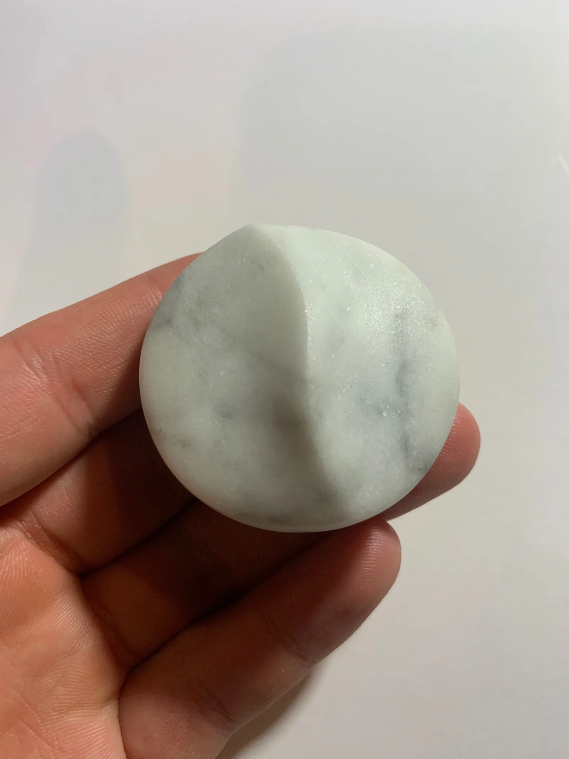 85C23081-F42C-4B08-9DE3-4CFBB635602E