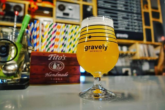 Another stop on the road was Gravely Brewing in Louisville KY. They weren't around when I was here in 2016 but I wish they were. Another good brewery to add to the list of many in Louisville.
.
.
#beer 
#beers 
#beersnob 
#beersofinstagram 
#beerme 
