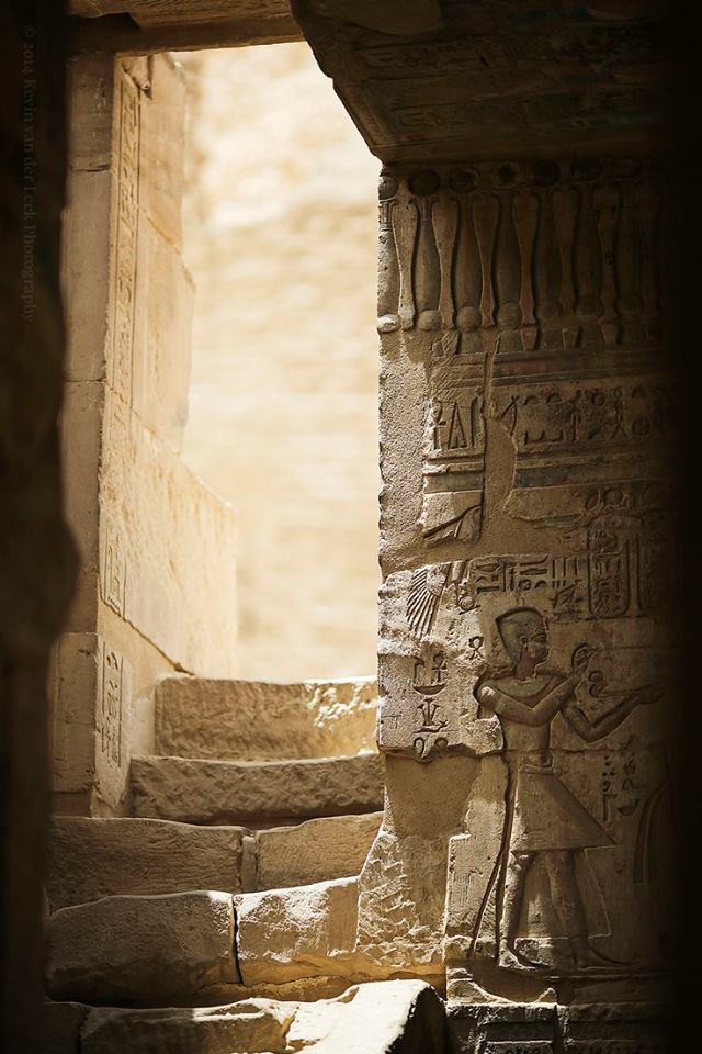 egypt kings tomb copy 2.jpg