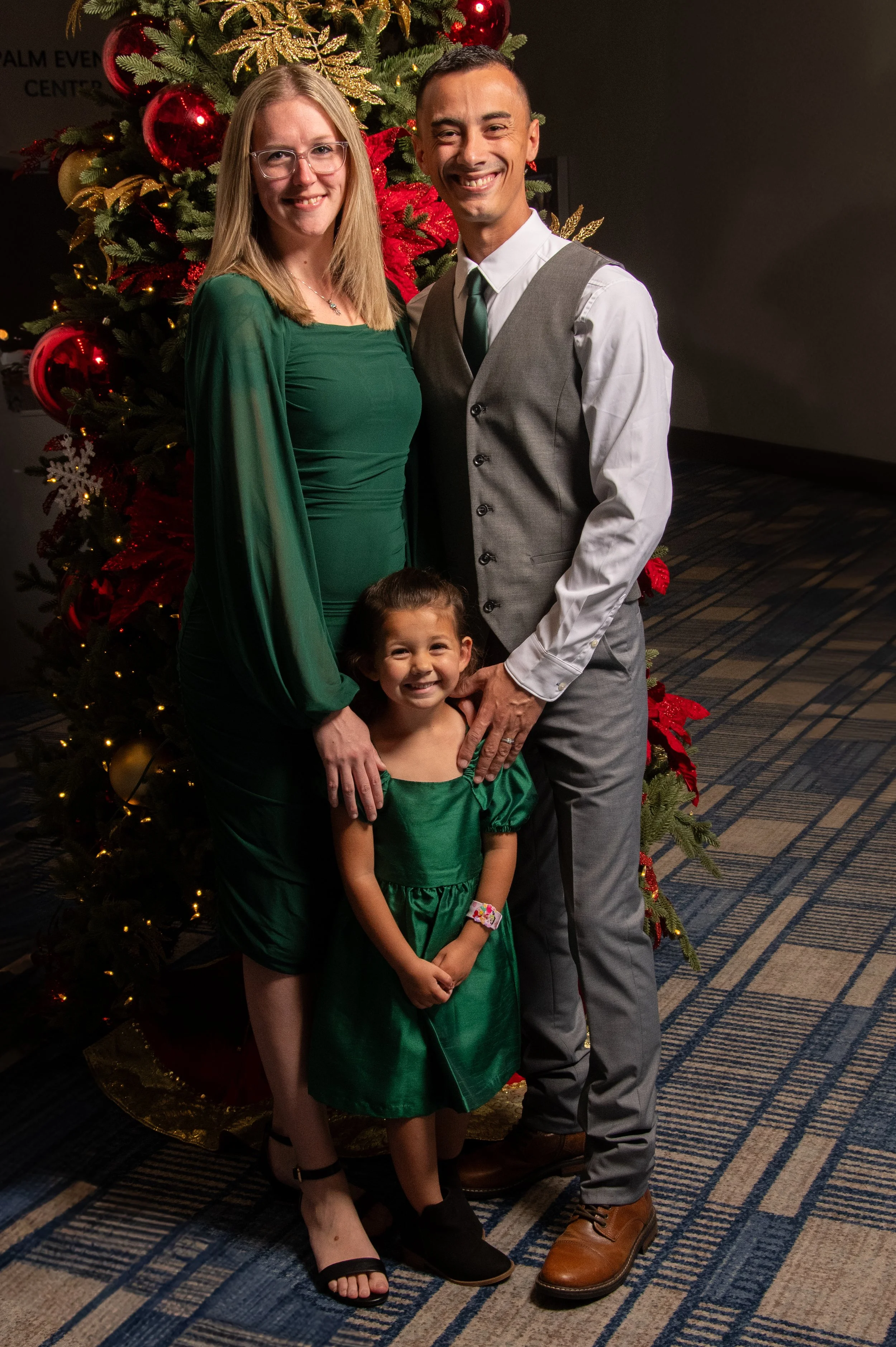 D and D Christmas-133.jpg