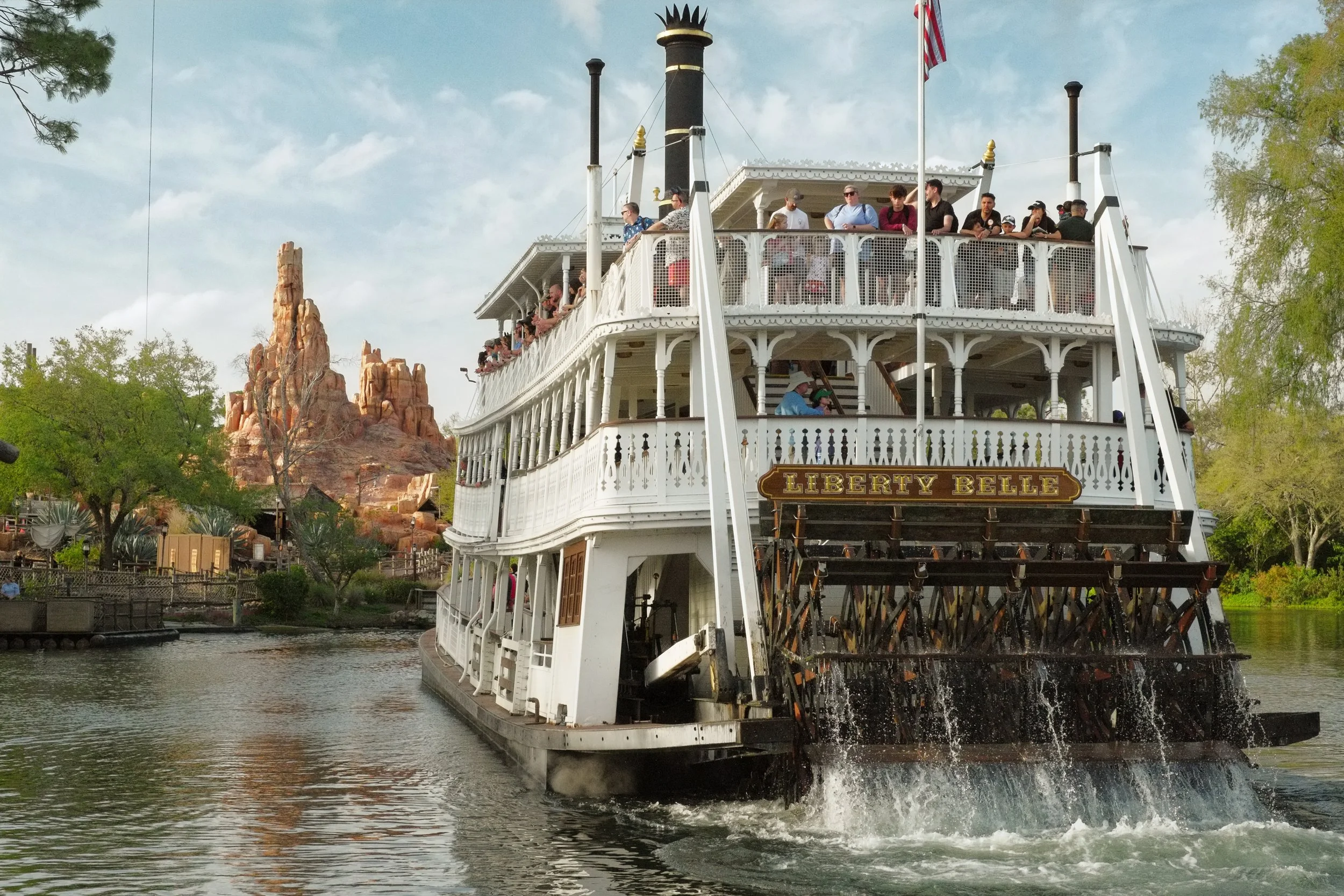 Magic Kingdom, Digital. Fujifilm X-Pro 1