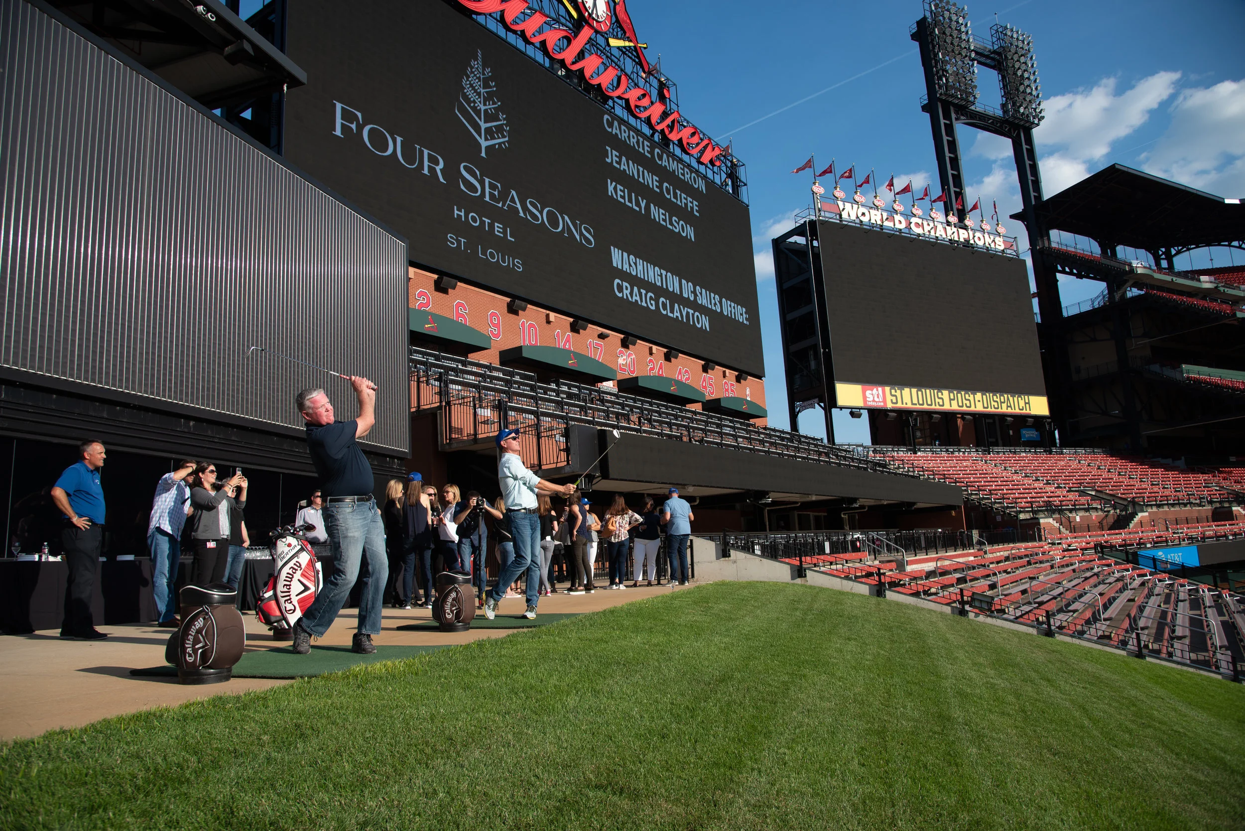 FOUR SEASONS TOURIST 2 FOR PORTFOLIO.jpg