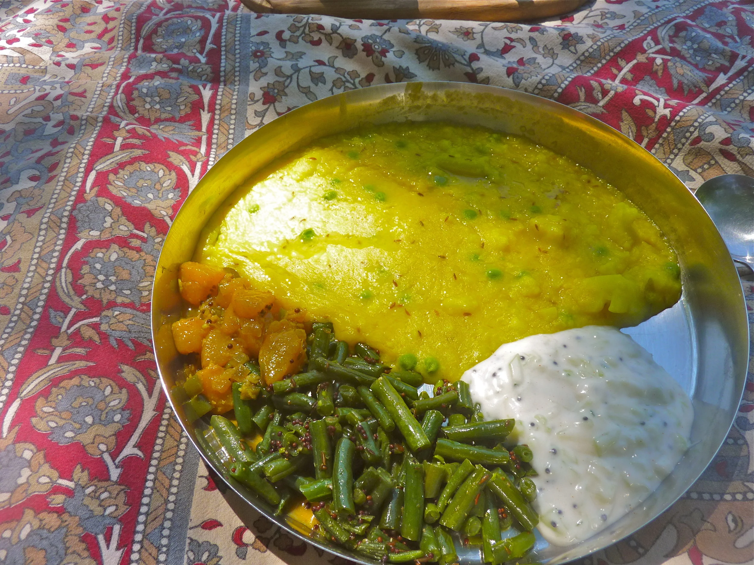 Kitchari with Cauliflower and Peas