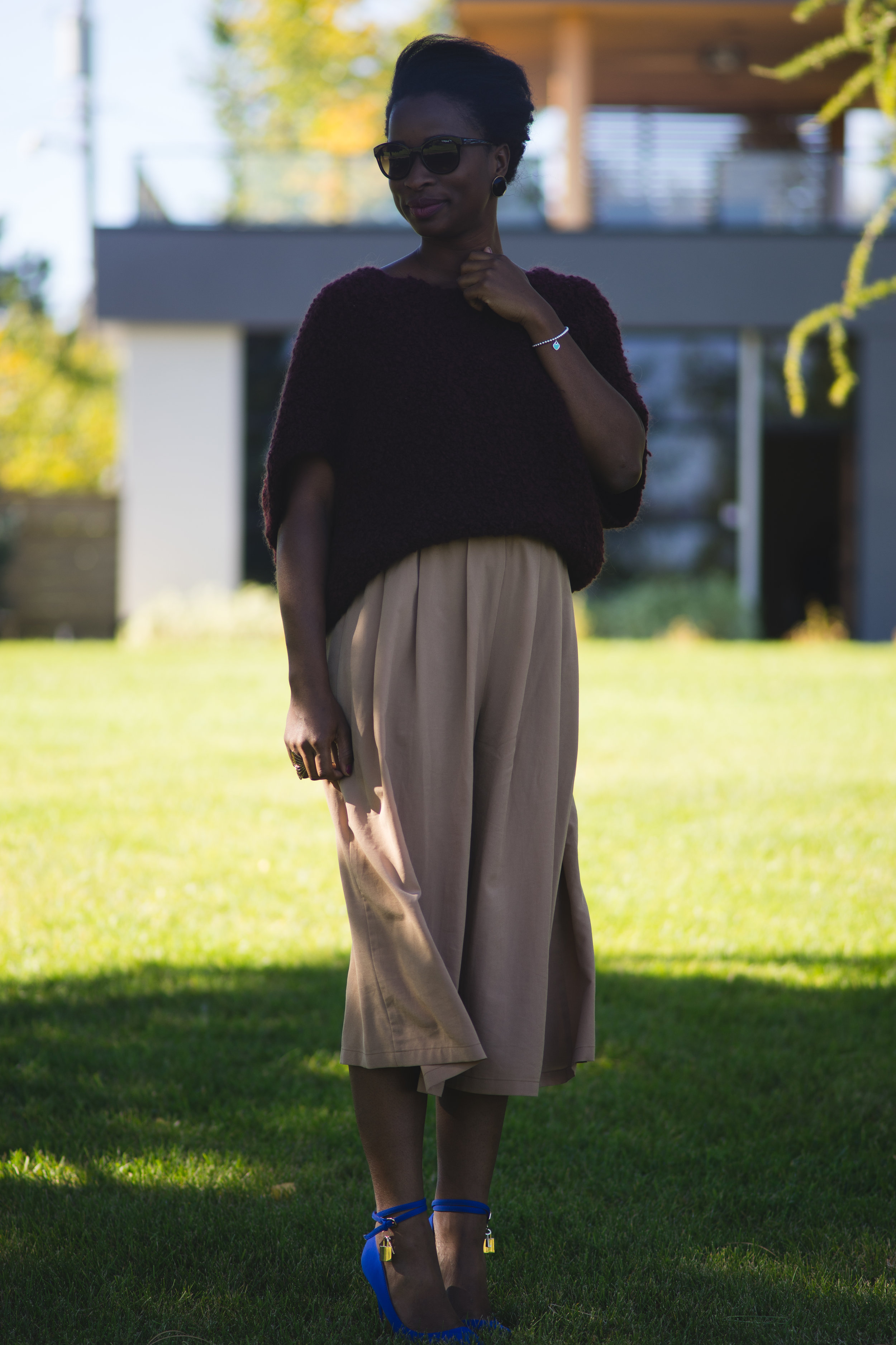  Elegant and sophisticated outfit: personal stylist is Knit Me Up from Calgary Alberta. Burgundy short sleeve sweater, styled with culottes from Japan. Personal stylist Sade Babatunde designed this look with your "typical classy girl" in mind! Very f