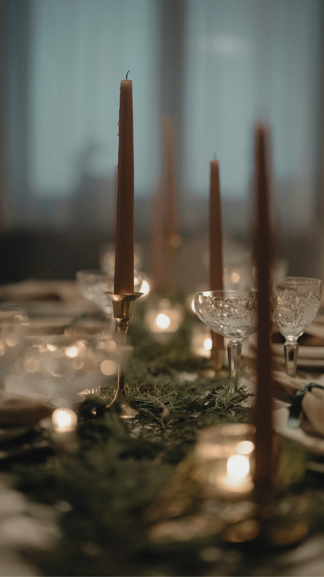 A Whimsical Winter Dinner Party | Holiday Hosting Inspiration 