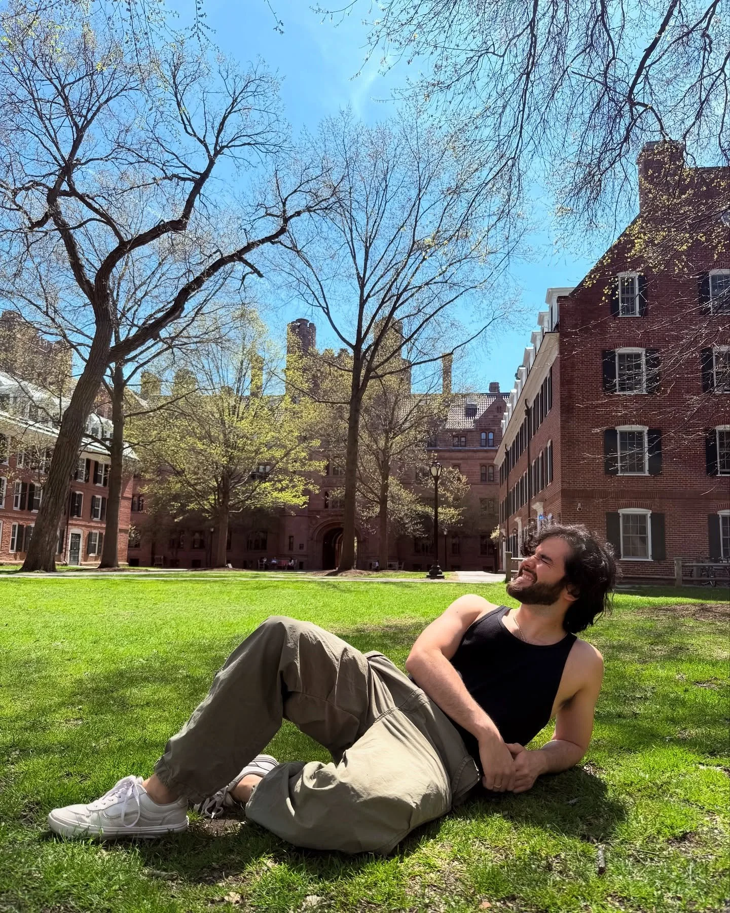 School&rsquo;s out, 1st year of grad school DONE. (Todav&iacute;a no me corren, as&iacute; que podr&iacute;a ir peor ✌🏼)