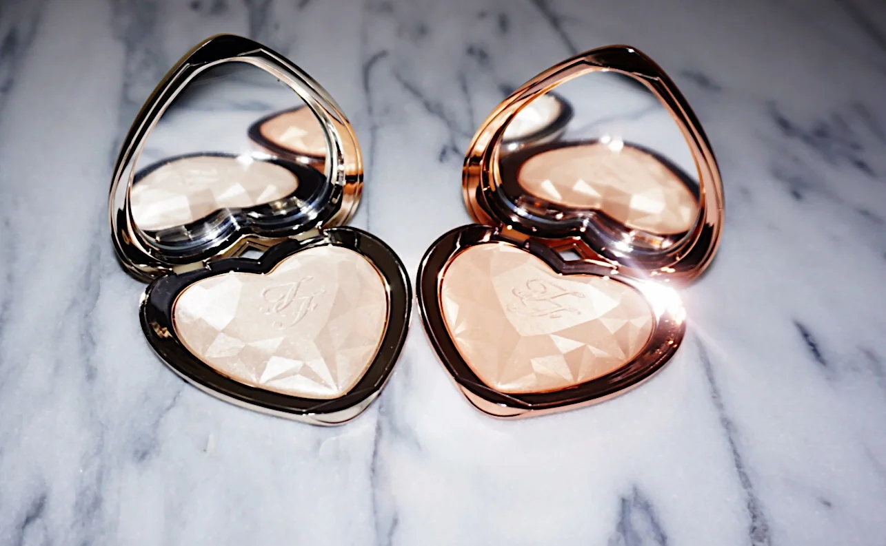 Review: Too Faced Love Light Prismatic Highlighter
