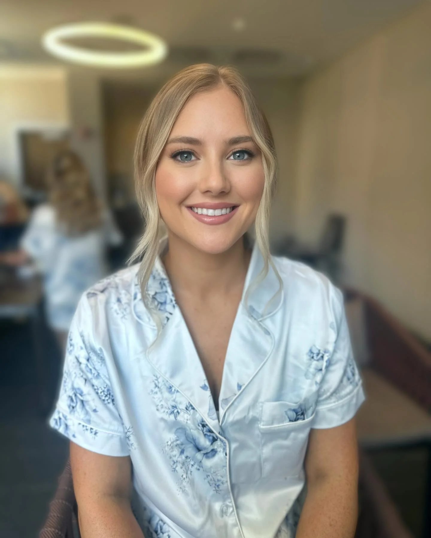 Glowing bridesmaid vibes by yours truly! 💄✨ It&rsquo;s always so much fun to get to know my bride&rsquo;s squad and help them get glammed alongside the bride. Cheers to friendship and celebrating each other&rsquo;s biggest milestones! 💕👯&zwj;♀️ #B