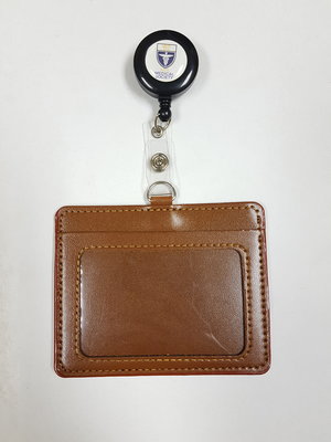 Medicine+cardholder+with+badge+reel_+front.jpg
