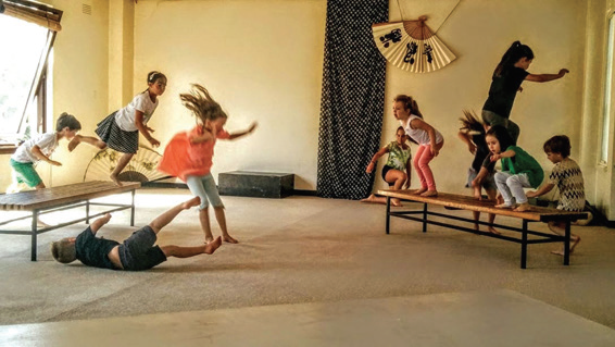 DANCE