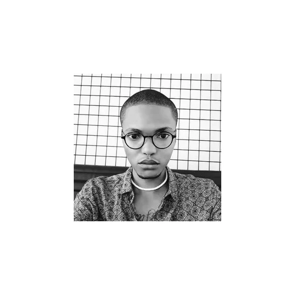 Thabang-Comfort-Baakwalanya_foto-for-website_1.jpg