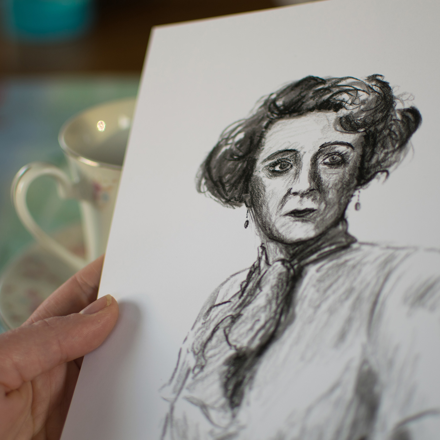 gallery-drawing-lady-charcoal.jpg