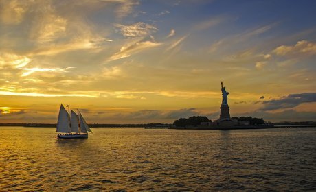 Sail A Vintage Yacht Down the Hudson