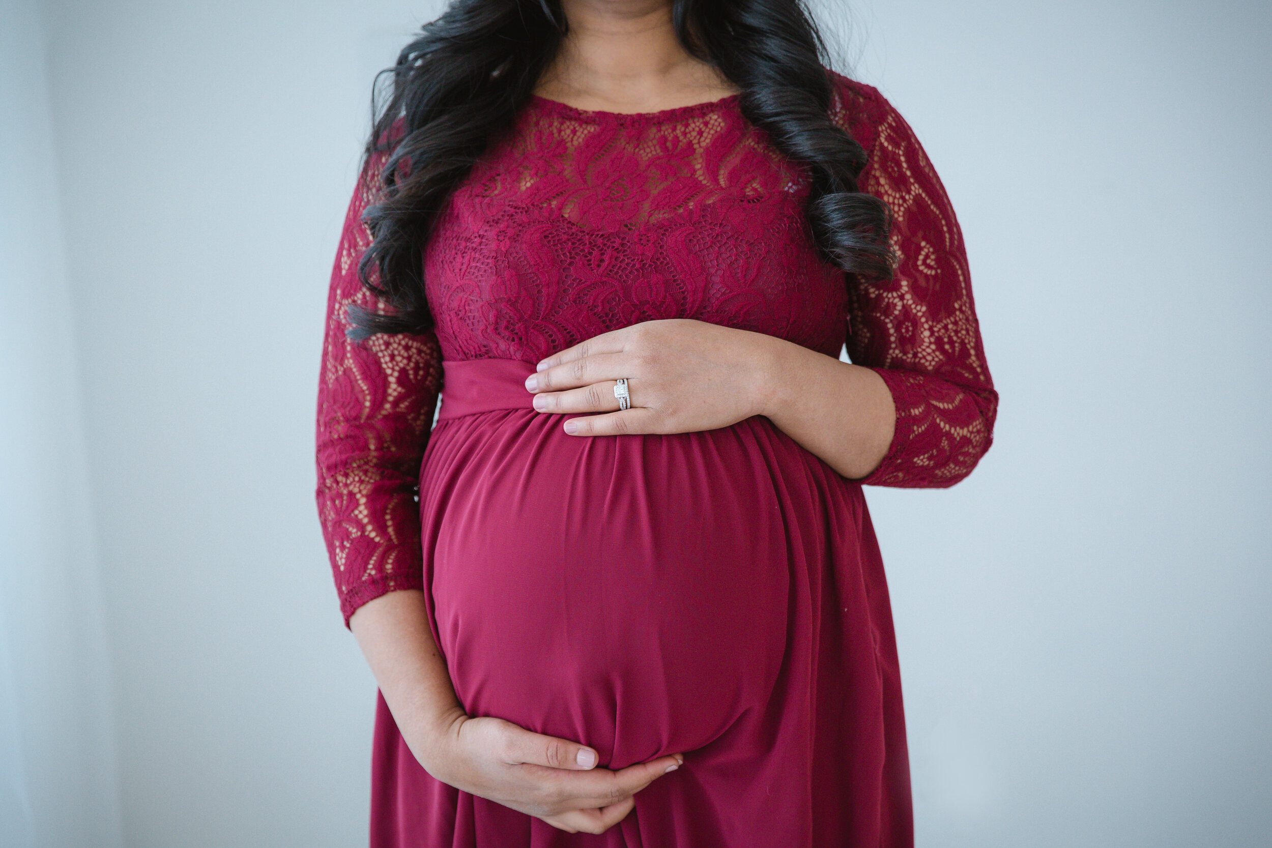 up-close-hands-on belly-maternity-photo.jpg
