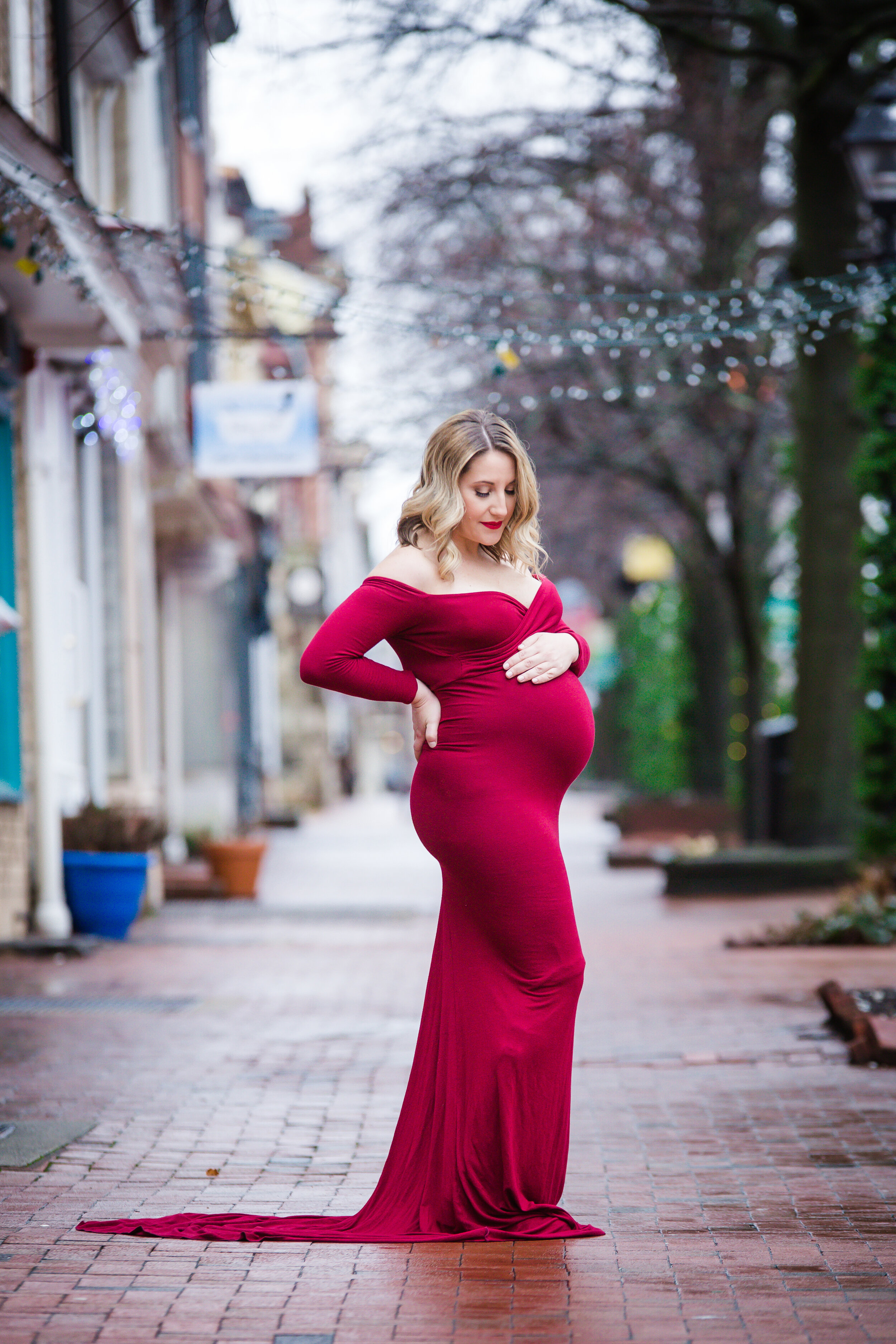 out-front-of-studio-maternity-photo-red-brick.jpg