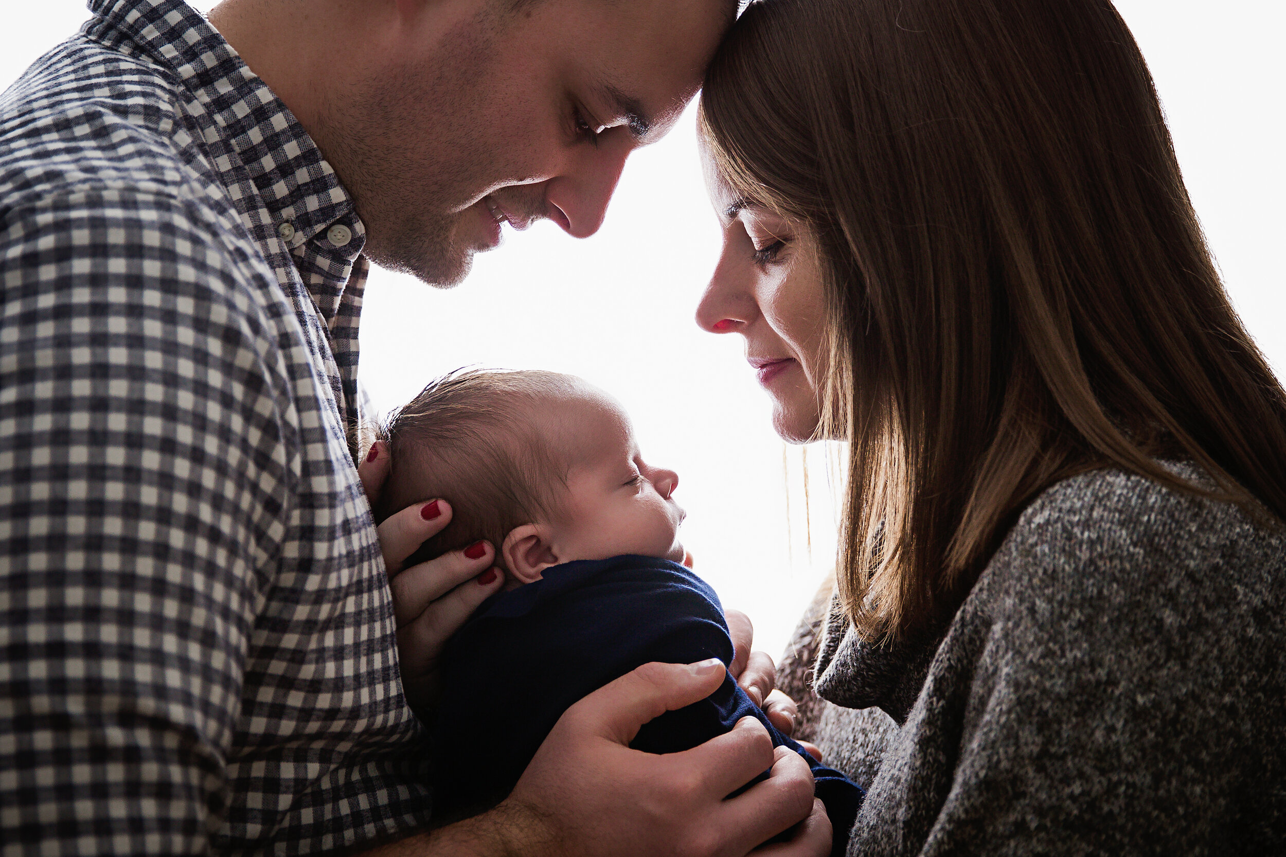 in-home-newborn-lifestyle-family-session