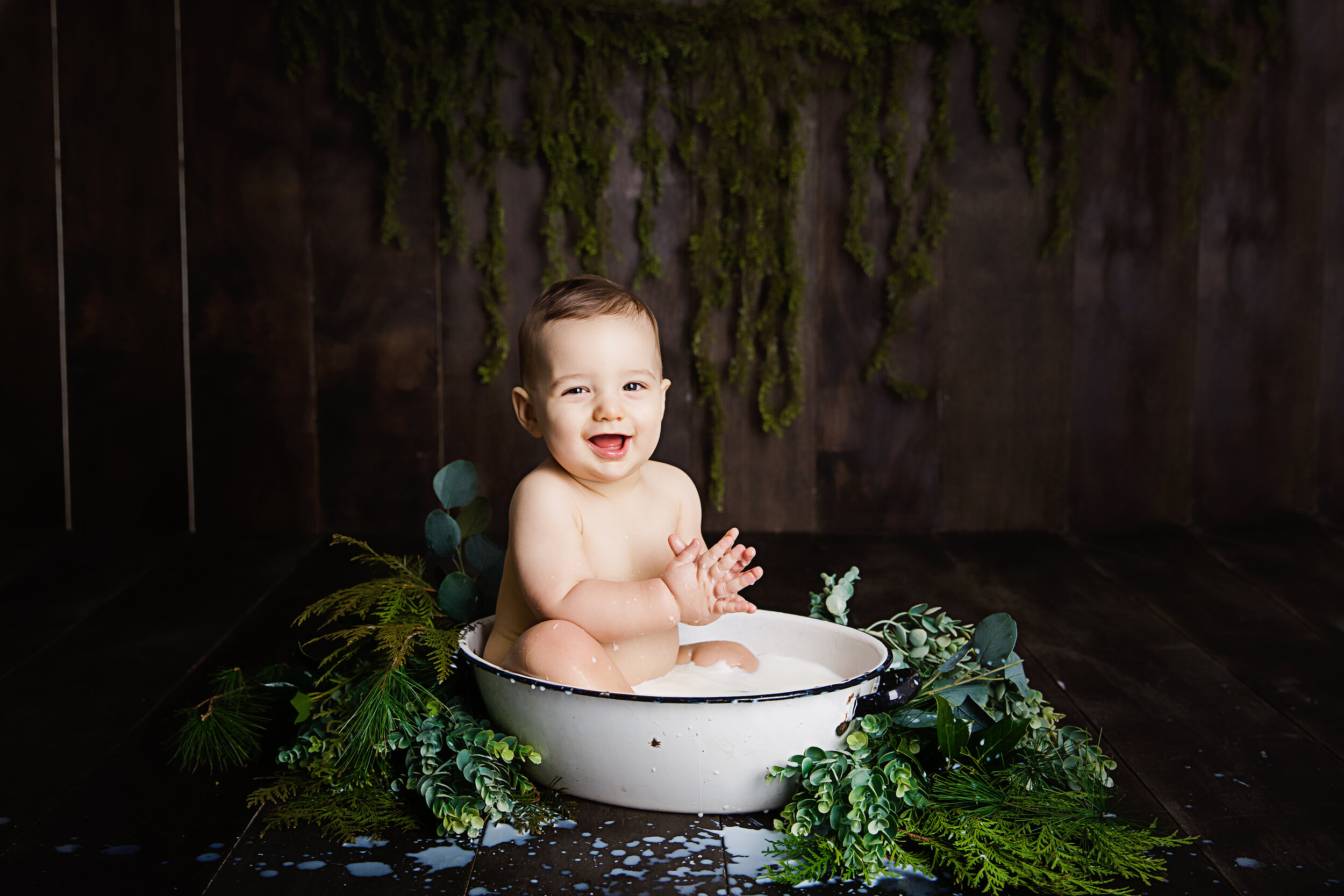 one-year-old-first-birthday-milk-bath-photography-session