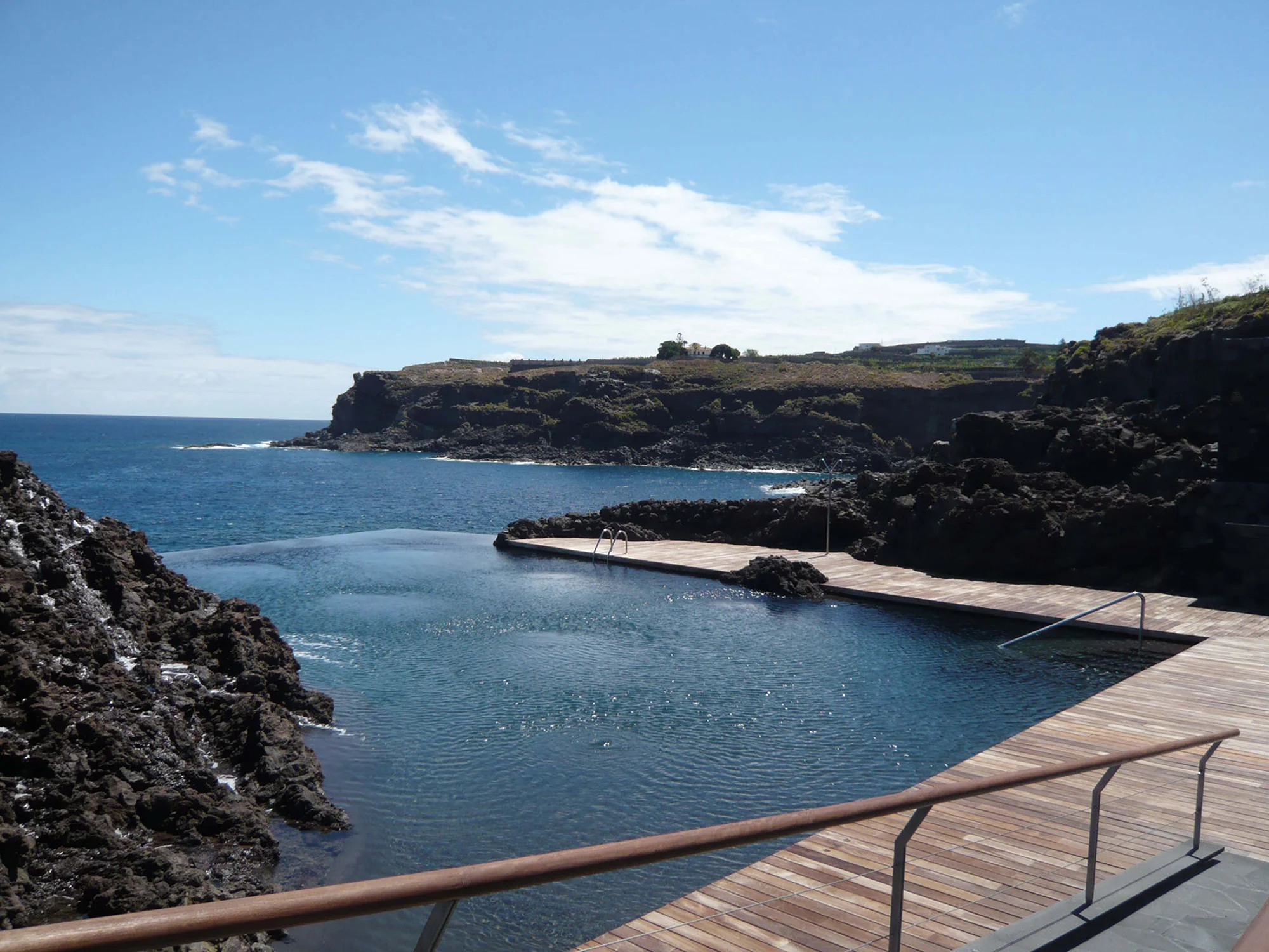 14 PISCINA ISLA BAJA BUENAVISTA. CORREA+ESTÉVEZ ARQUITECTOScopy.jpg
