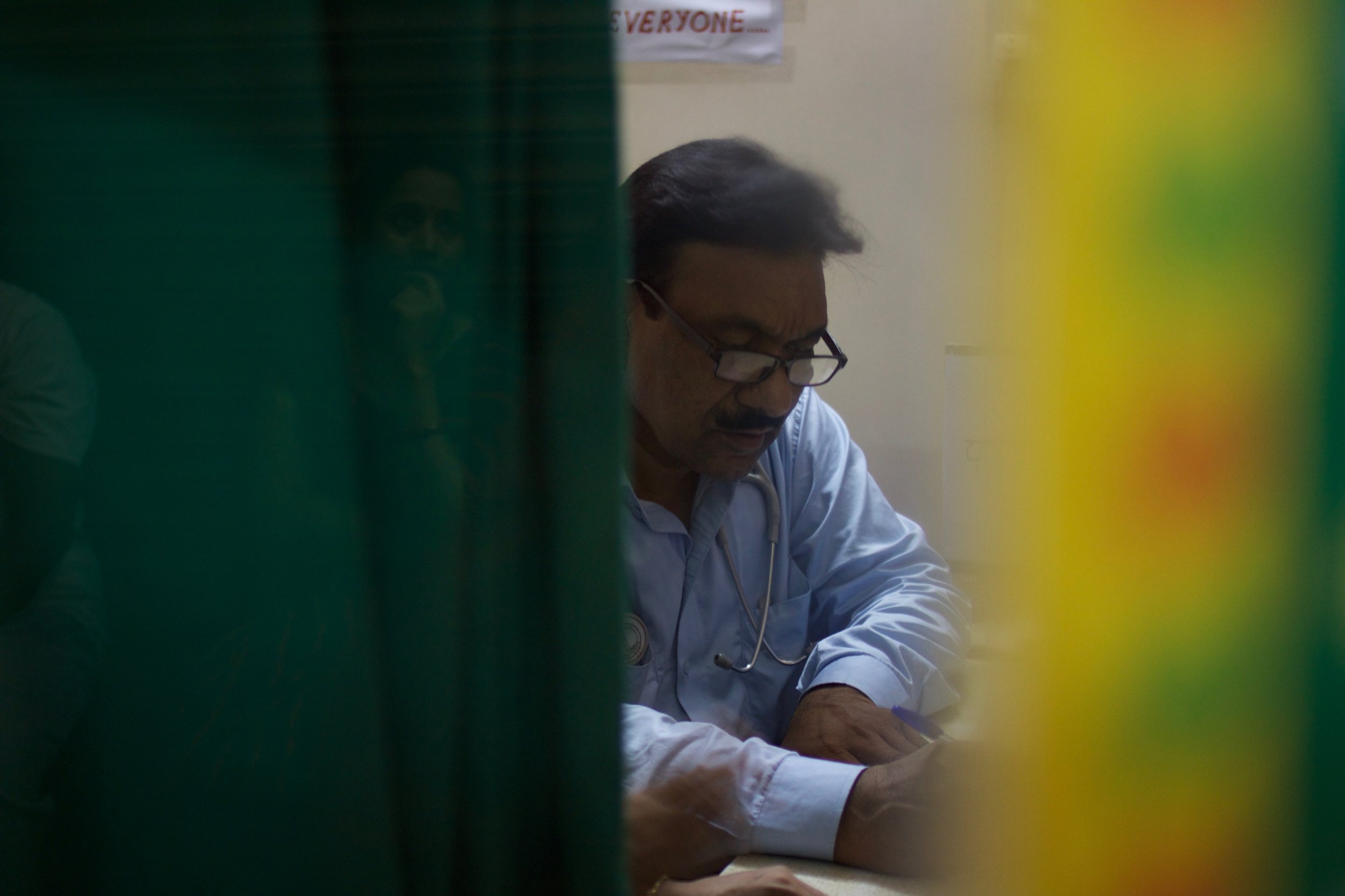  Dr. Rajesh Bhadoria has manned, maintained and decorated his one-doctor clinic the same way for the past 30 years. 