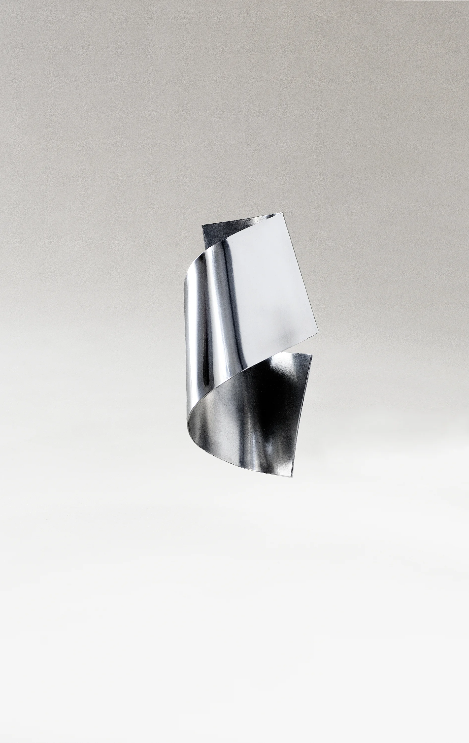aw11_atelier_screwbraceletsmall.jpg