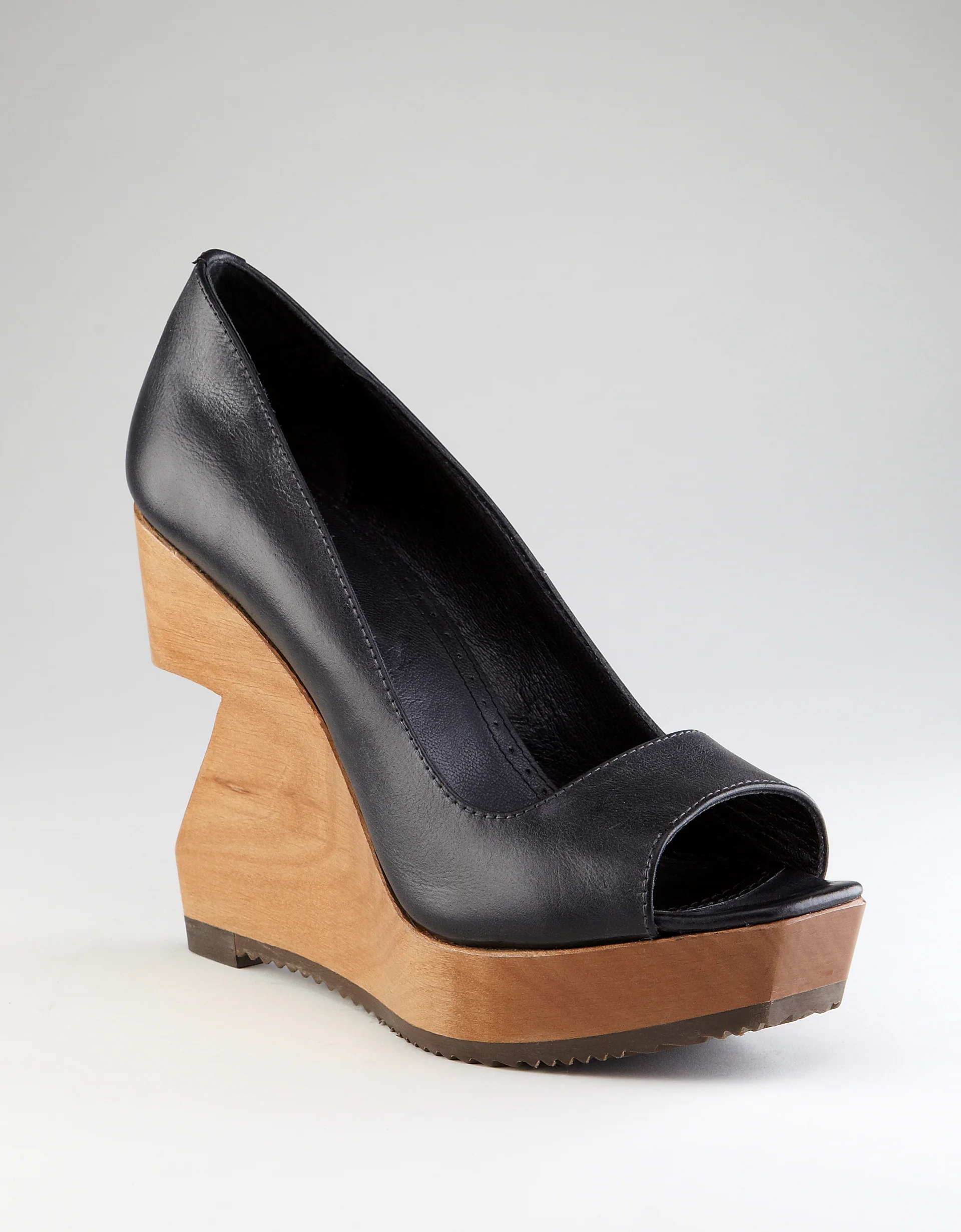 achilles_wedge_heel_black_a_030.jpg