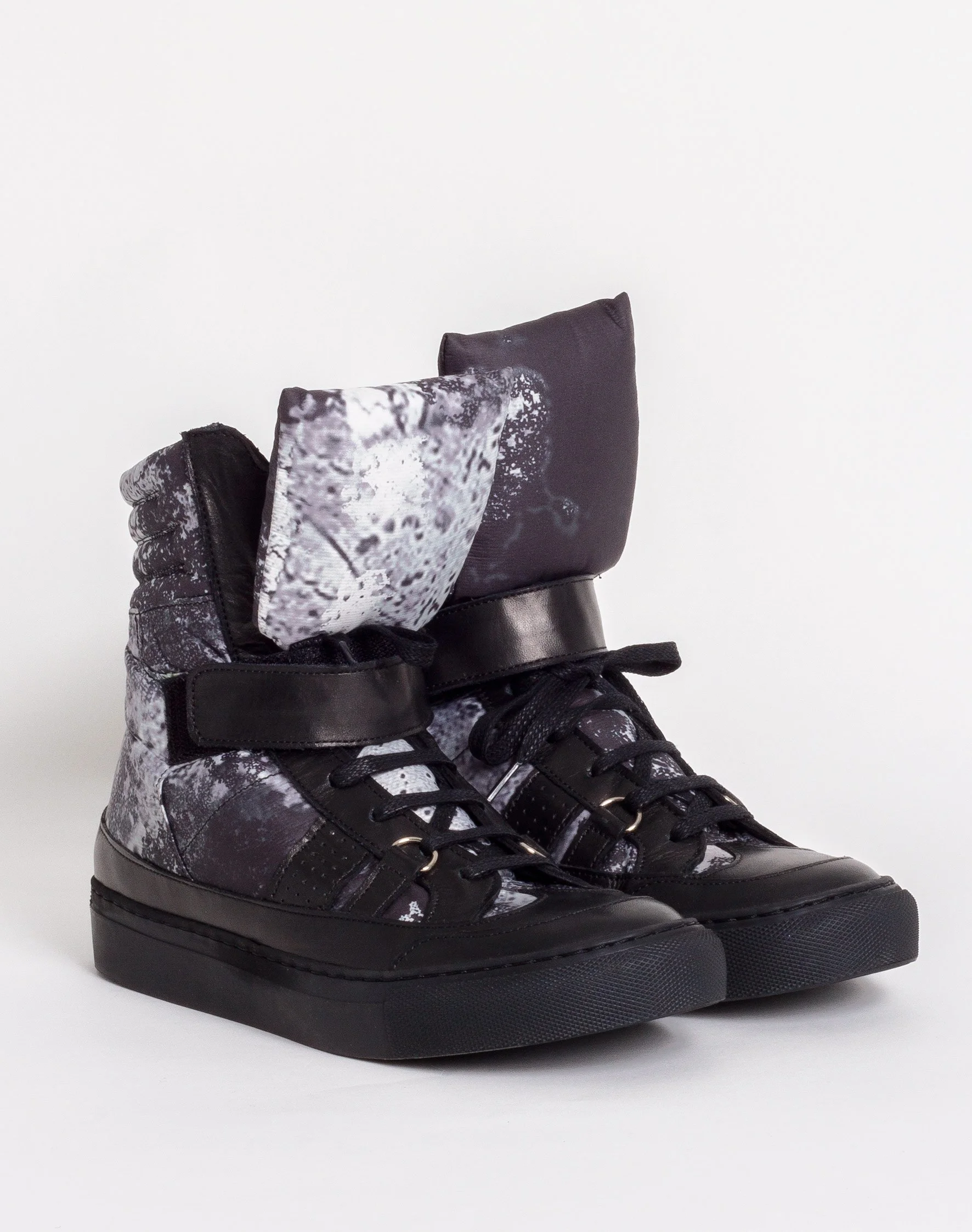 REVEL SNEAKER ACID PRINT 2.jpg
