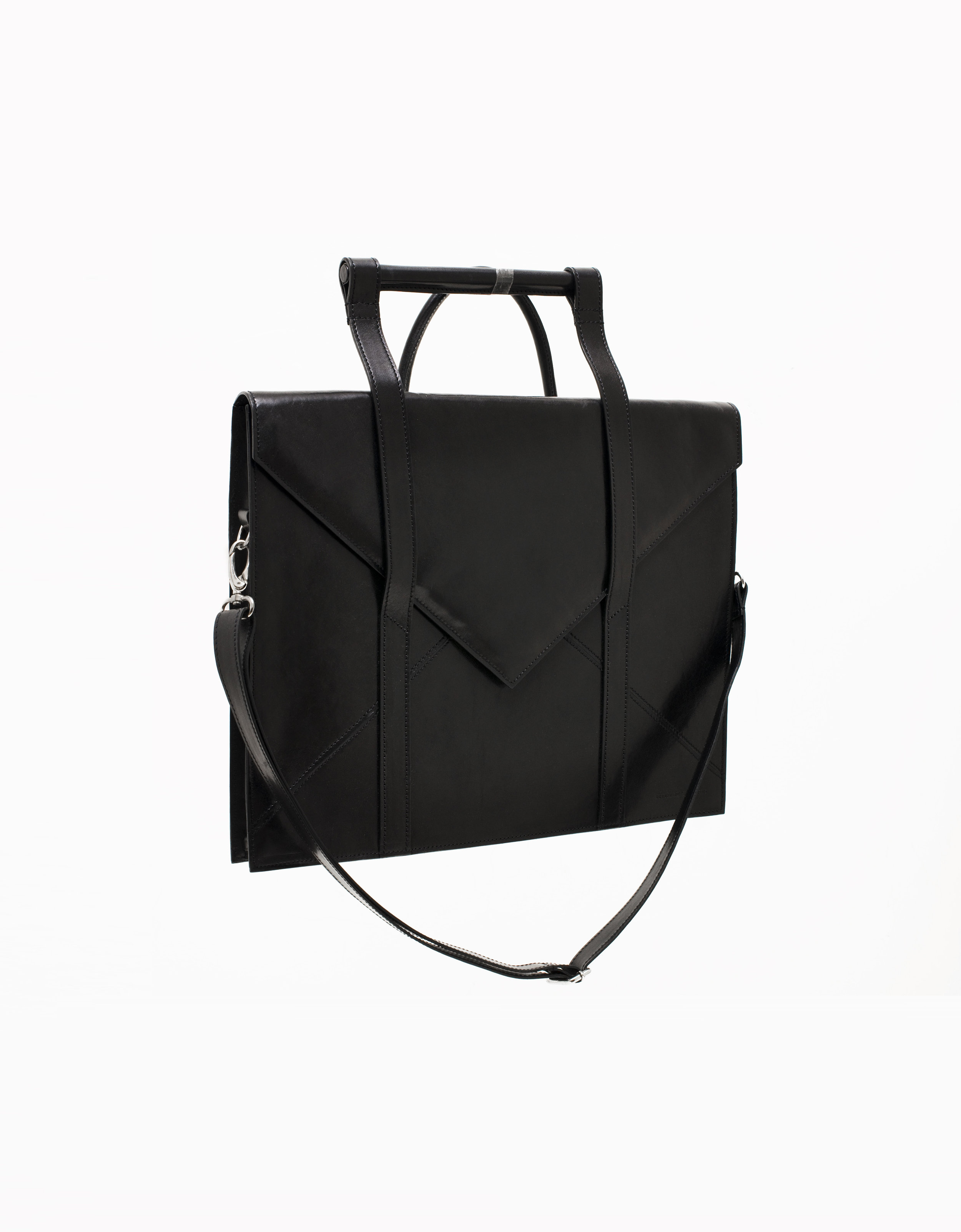 ss11_unisex_largeenvelope_black.jpg