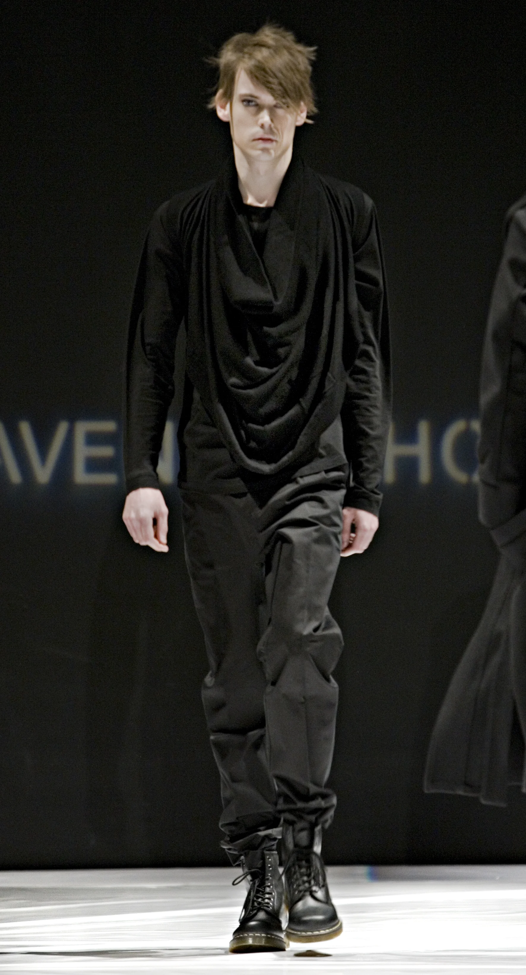 Heavy collar sweater.jpg