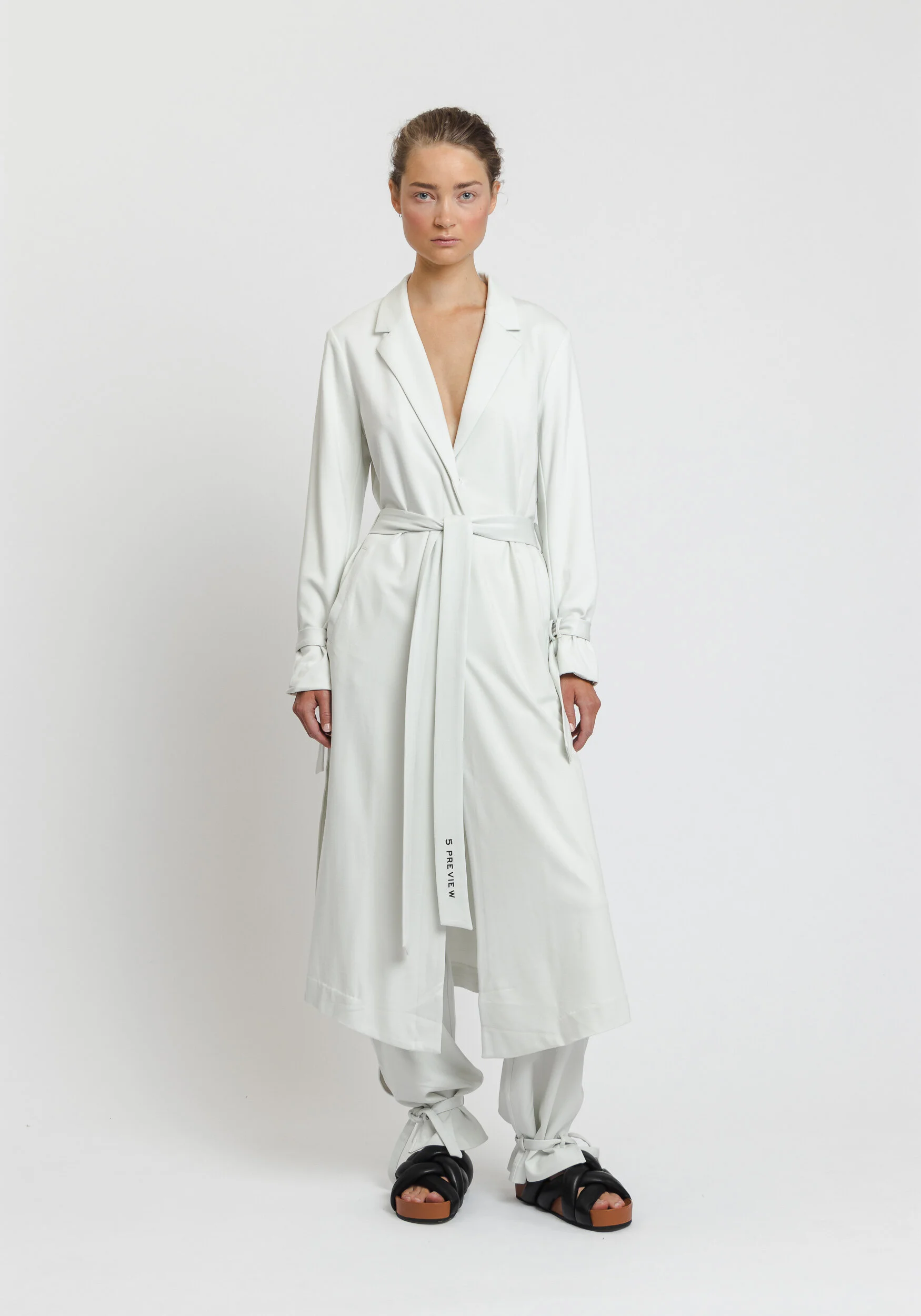 5PW21049_Hera roma_Chalk (1).jpg