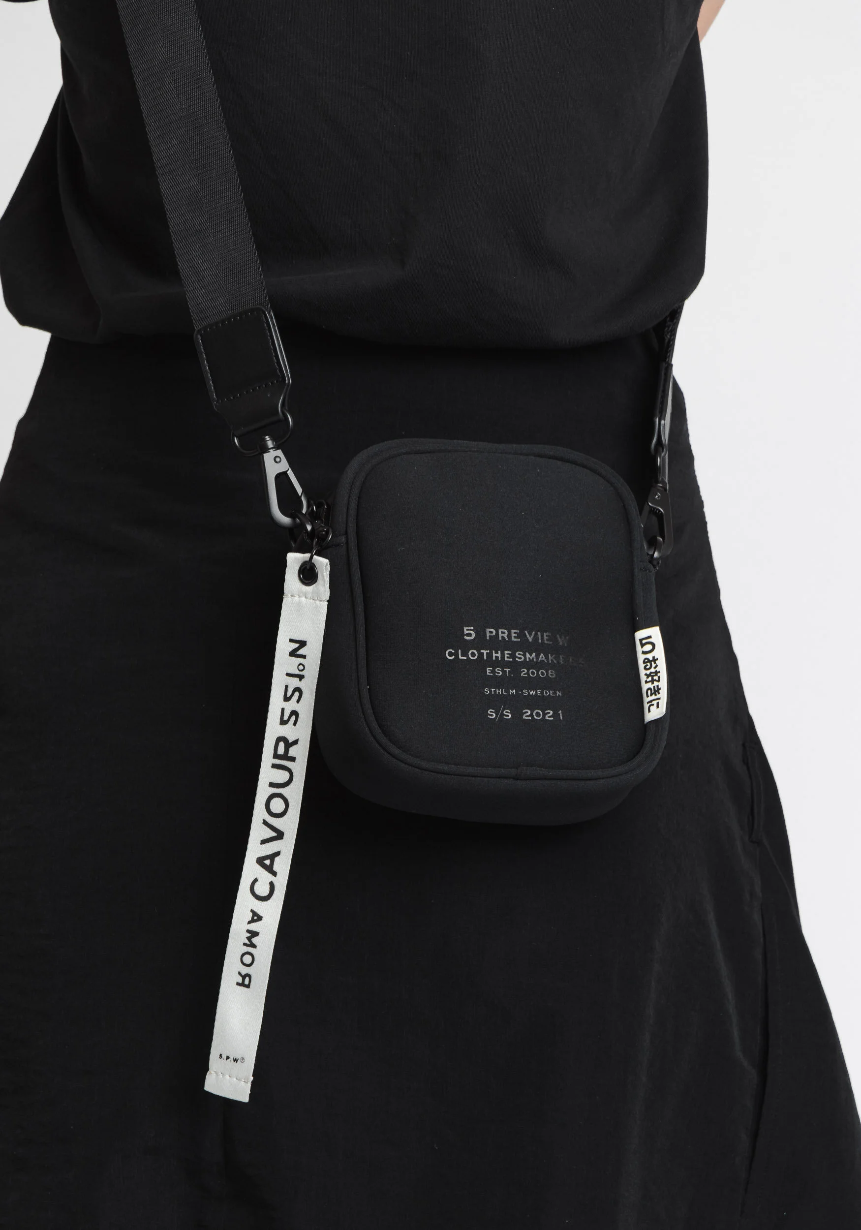 5PW21055_Brenda mini_Black.jpg