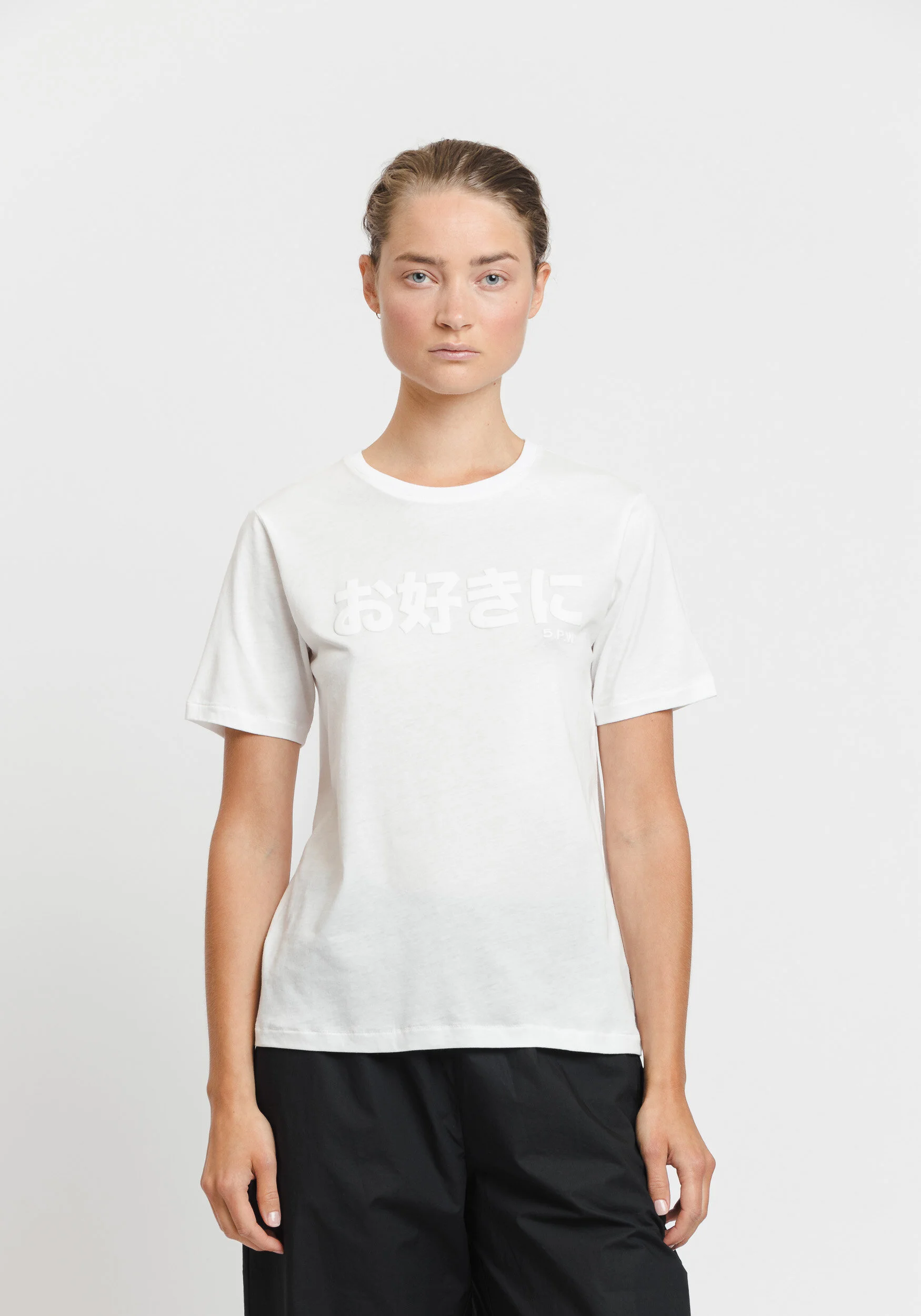 5PW21123_Edna whatever JPN_White.jpg