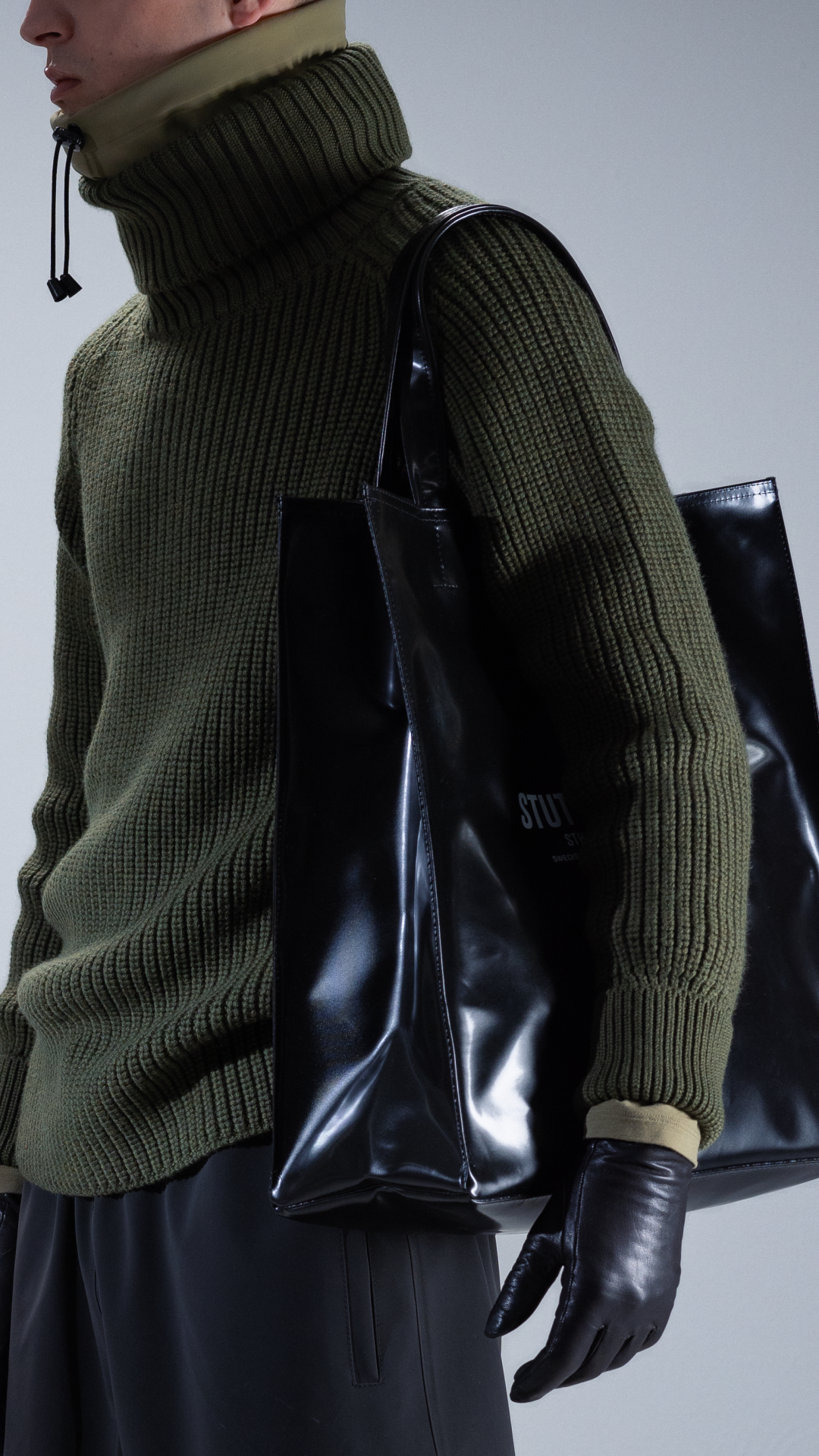 Look 10 Detail.png