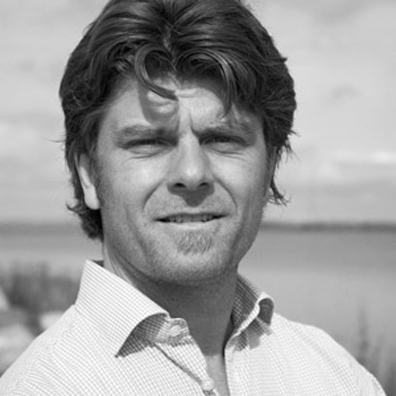 SKÅNSK FÖNSTERMILJÖ Johan Bengtsson Jag kan varmt rekommendera Rumrum till andra företag som vill förändra eller som ska byta lokaler. Jag ger RumRum 5 markiser av 5 möjliga! Till projektet >>
