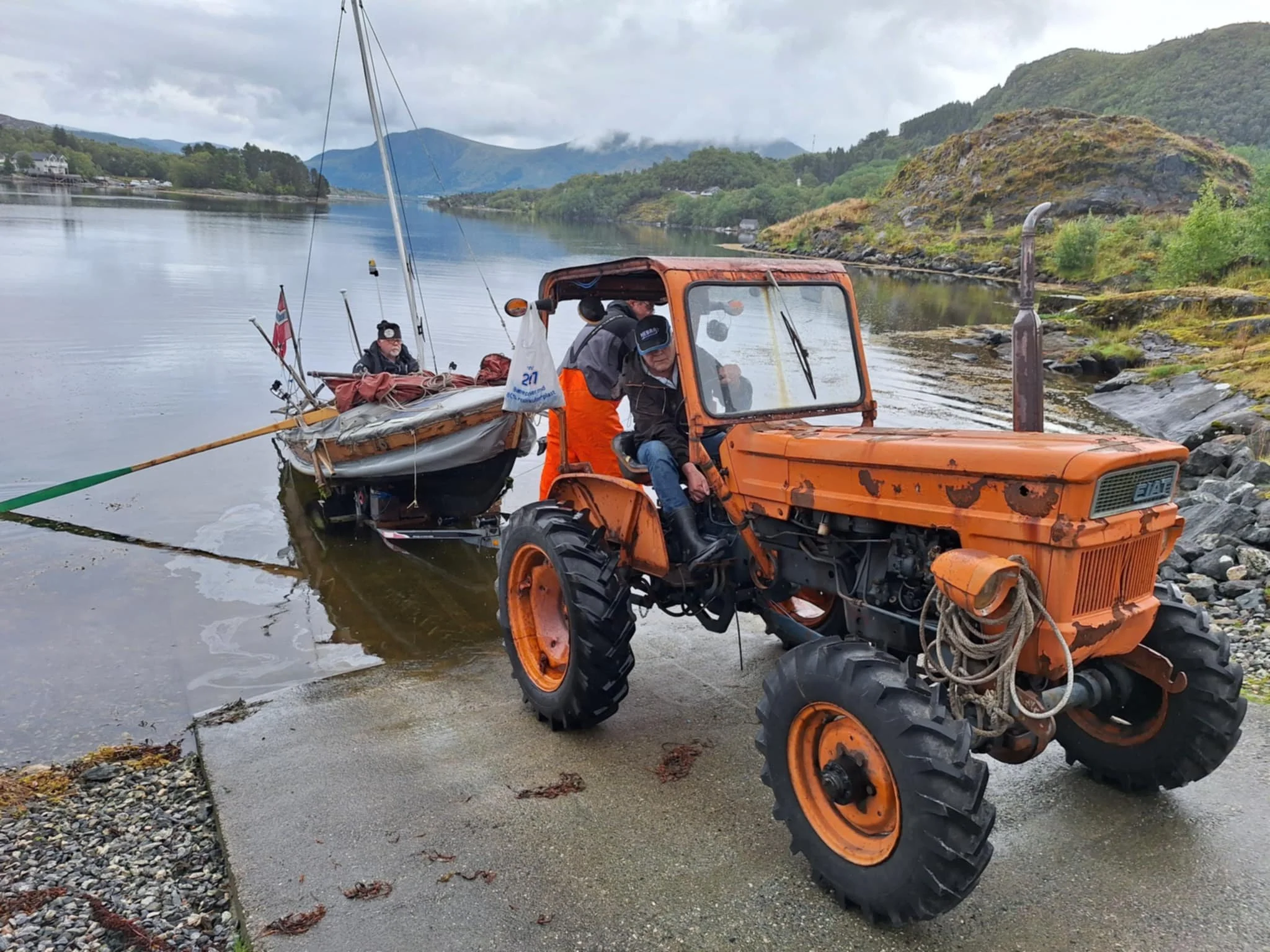 Shetlandsfæringen BRATTHOLM HAVILA til dvale i 6 knops fart