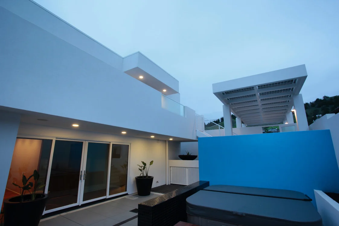 05 581 Building.jpg