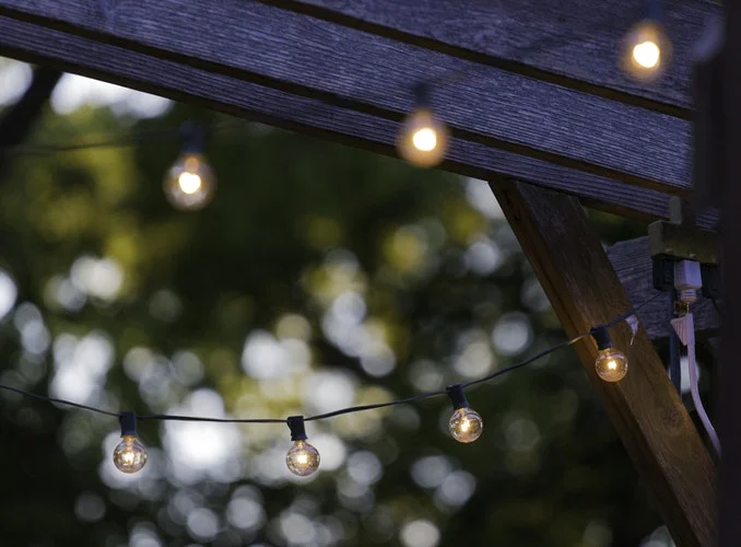 string lights.jpg