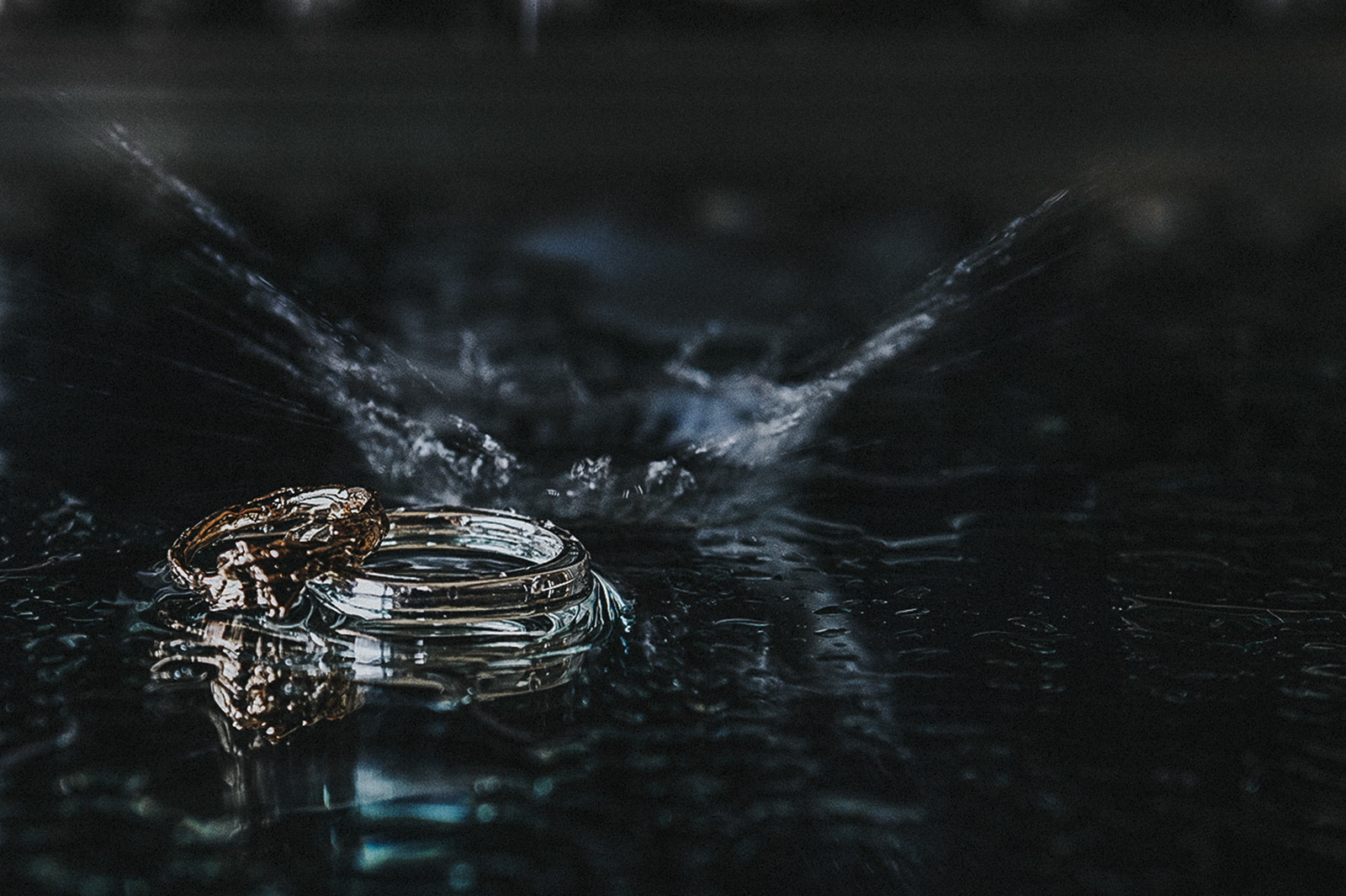 Wedding photography - ring photo