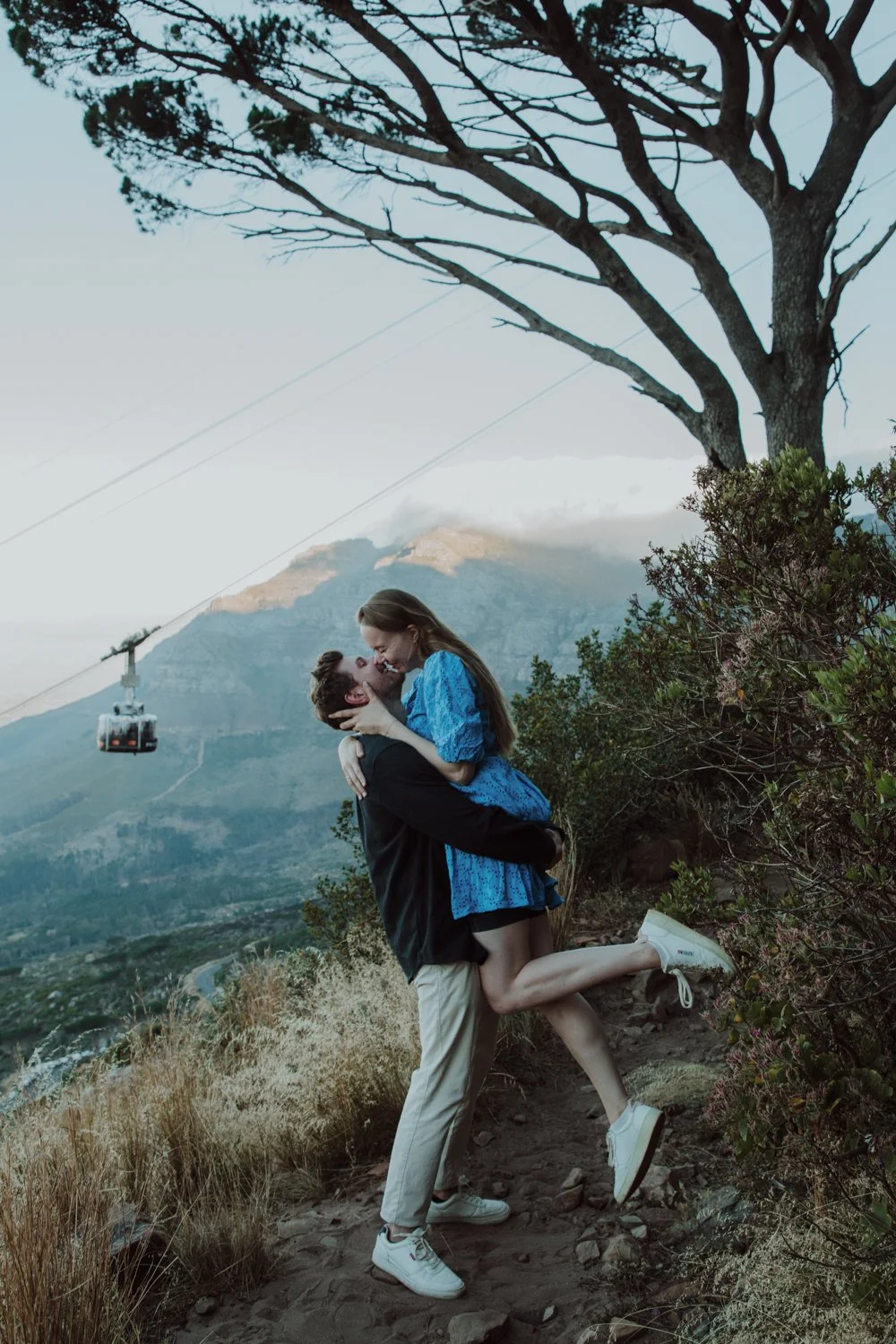 Kloof Nek Couples Adventure Shoot