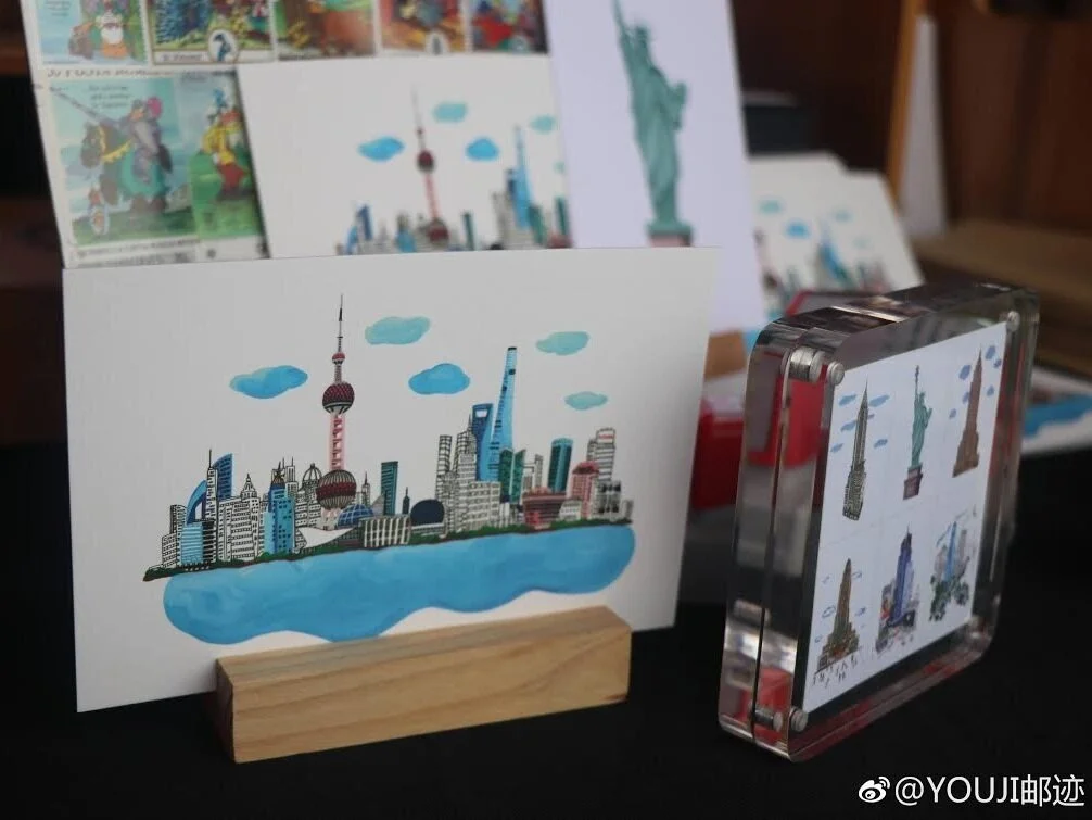 LULU x Youji Postcard Lulu's Illustration Collaborated with Youji Postcard was displayed at China Art Palace BMW event at Shanghai China at December 2018.