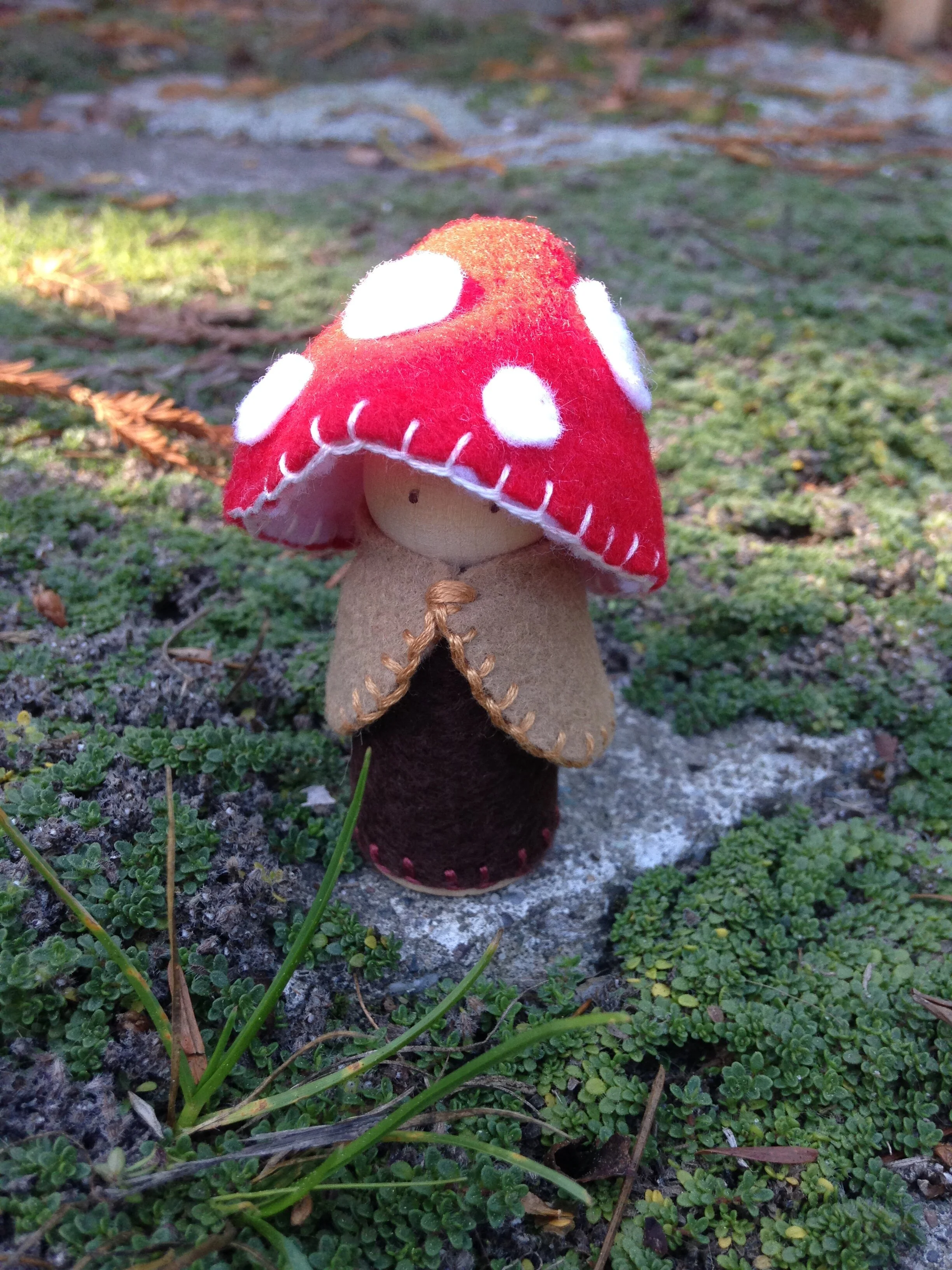Sewing Kit Mushroom Gnome